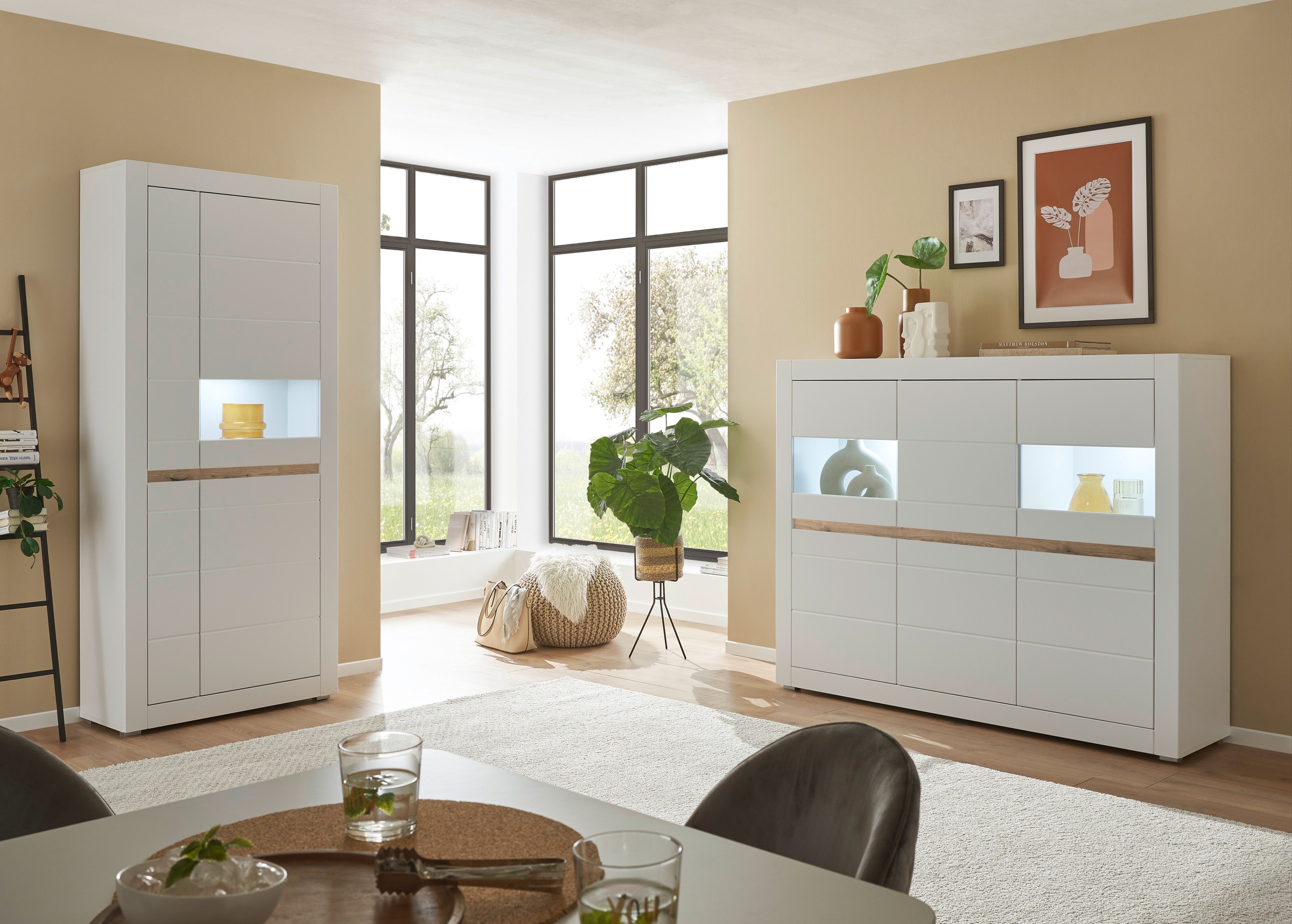 INOSIGN Highboard »Chester, moderne Kommode, Schrank mit Stauraum, Sideboard in Weiß Matt«, (1 St.), austauschbare Blende in Griffleiste, zeitloses Design, 165 cm breit