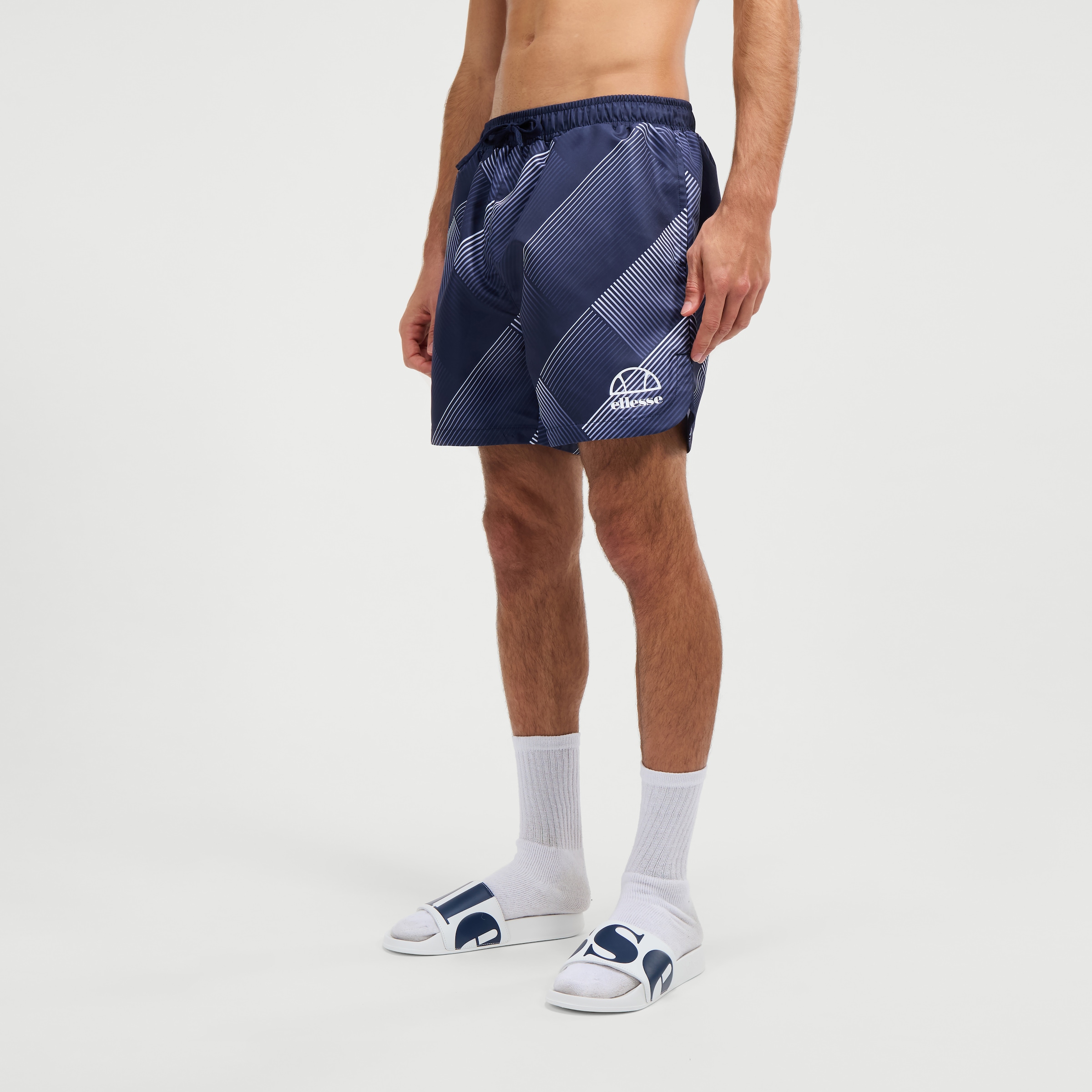 Ellesse Laufshorts »SOMINI SHORT«  für bewegungsorientierte Aktivitäten, aus Polyester, sportlicher Stil