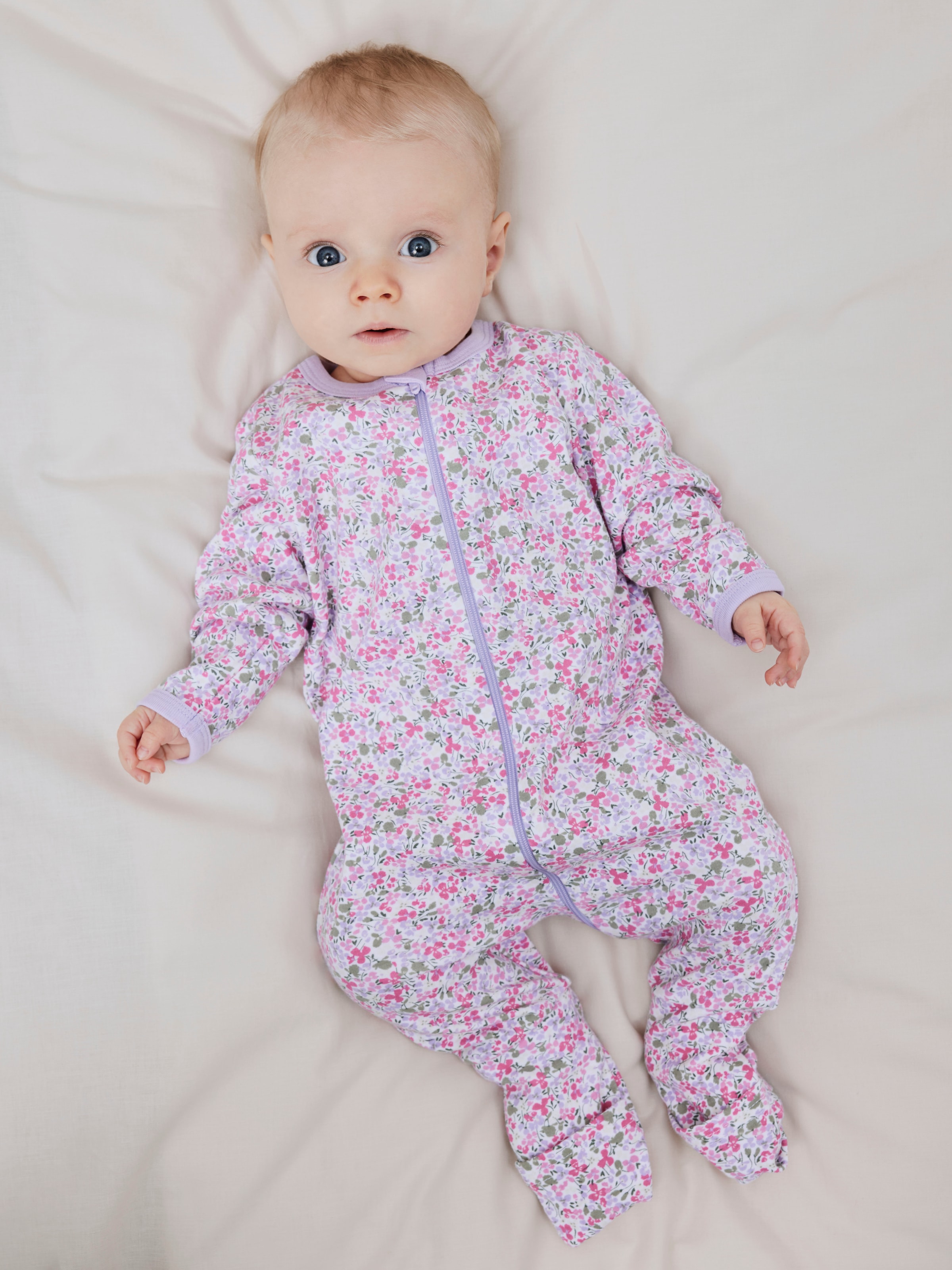 Name It Schlafanzug »NBFNIGHTSUIT 2P ZIP FF PETIT FLOWER NOOS«, (Set, 2 tlg.)