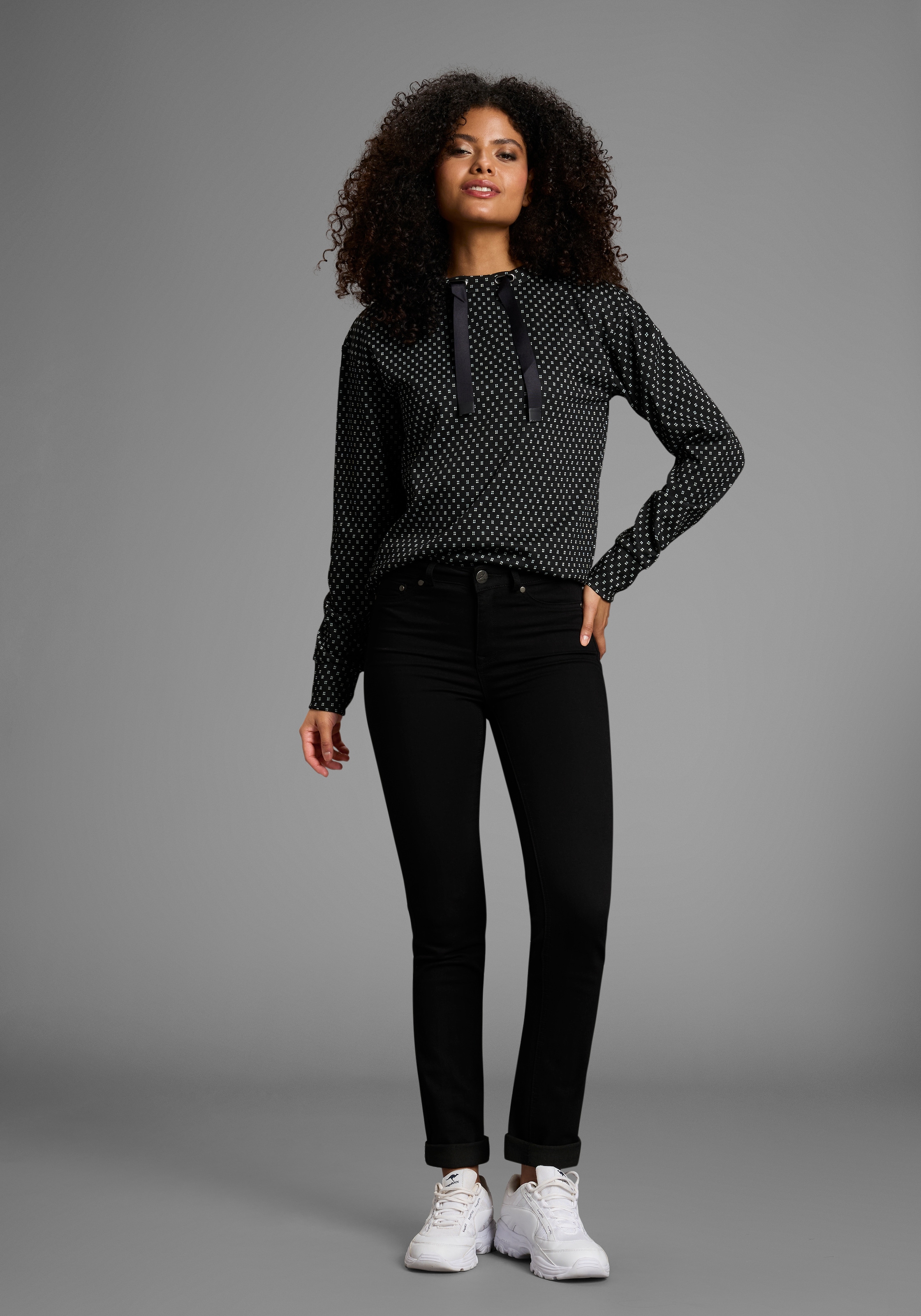 KangaROOS Sweatshirt in strukturiertem Material mit Turtleneck