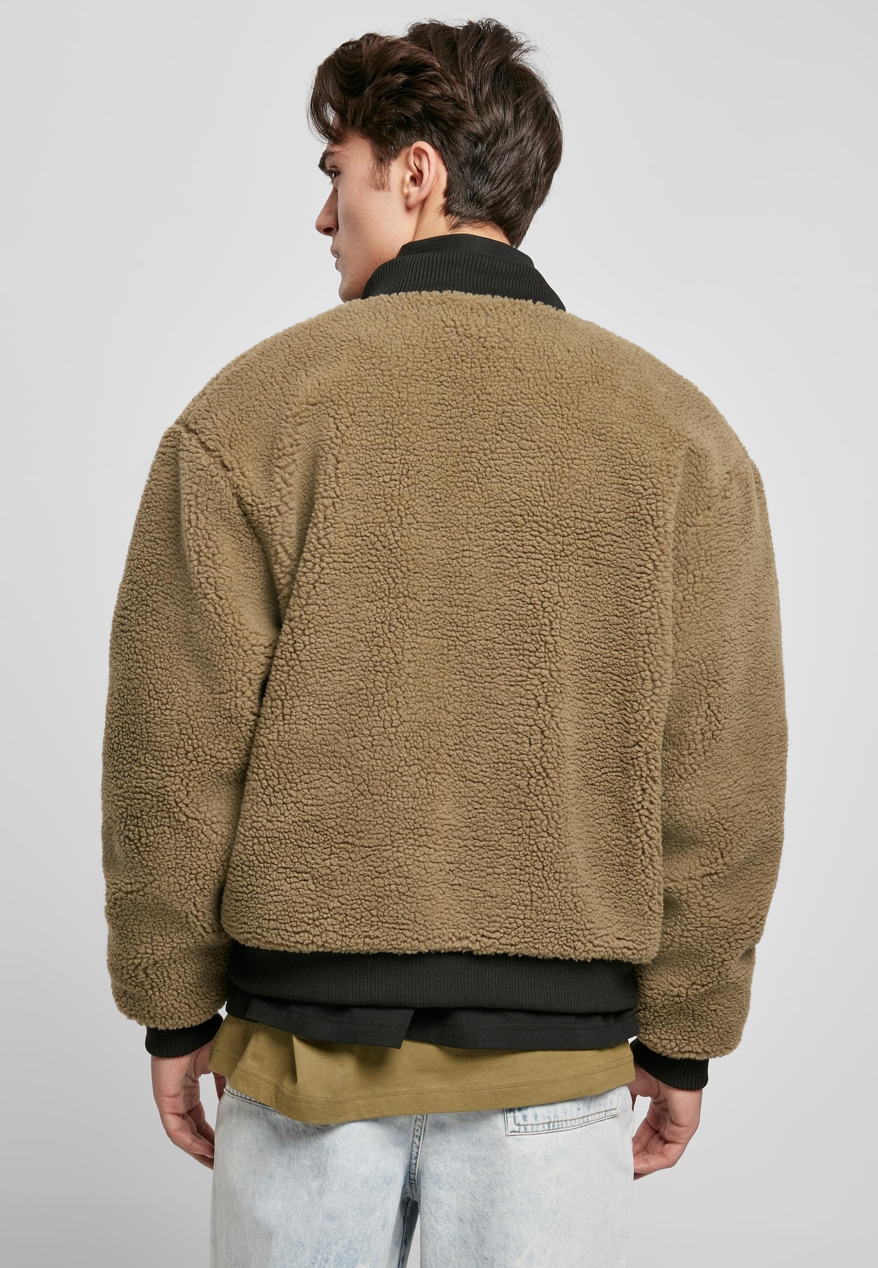 URBAN CLASSICS Winterjacke »Urban Classics Herren Boxy Sherpa Jacket« 1 Stk. tlg. ohne Kapuze