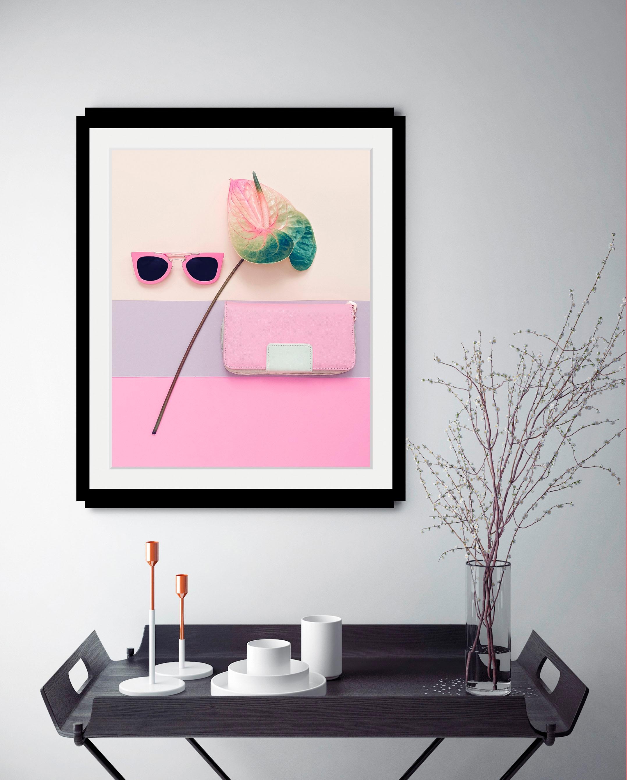 queence Bild »Sonnenbrille Pink«, Fashion-Magazincover-Mode-Modebilder-Blum günstig online kaufen