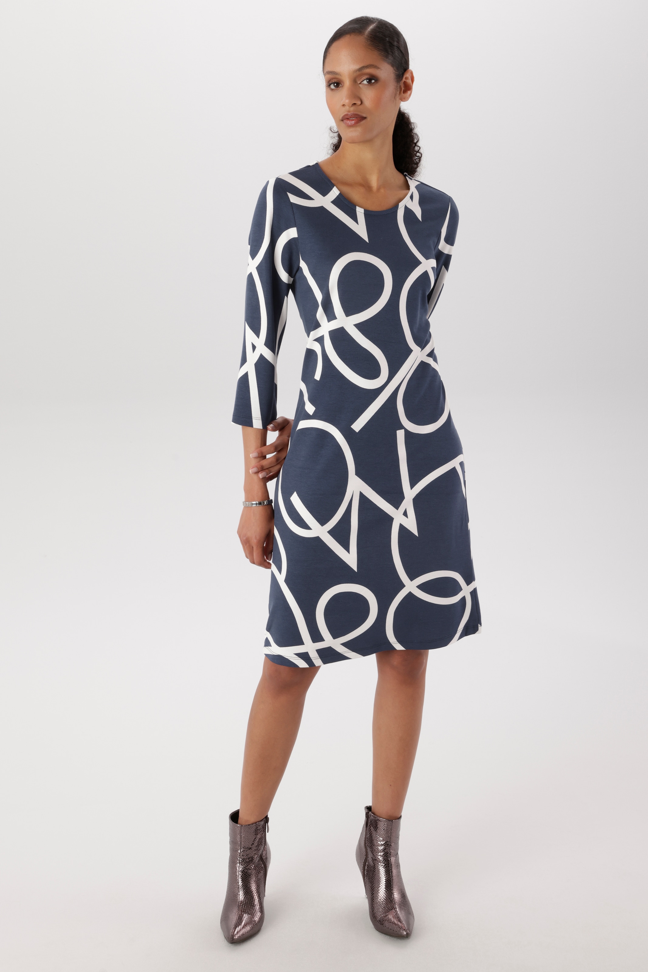 Aniston SELECTED Jerseykleid mit stilvollem Allover-Muster