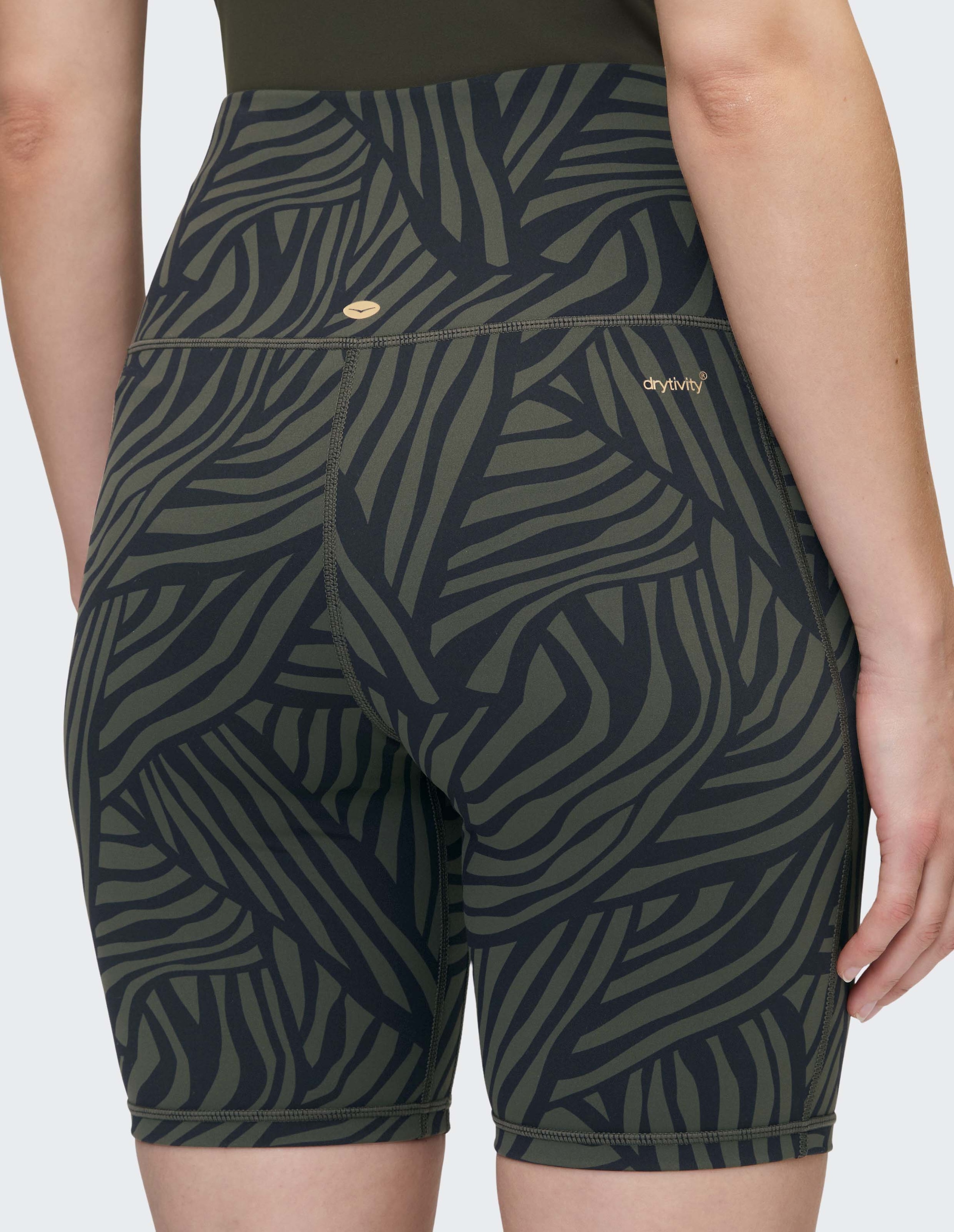 Venice Beach Trainingsshorts »CAMELIA«