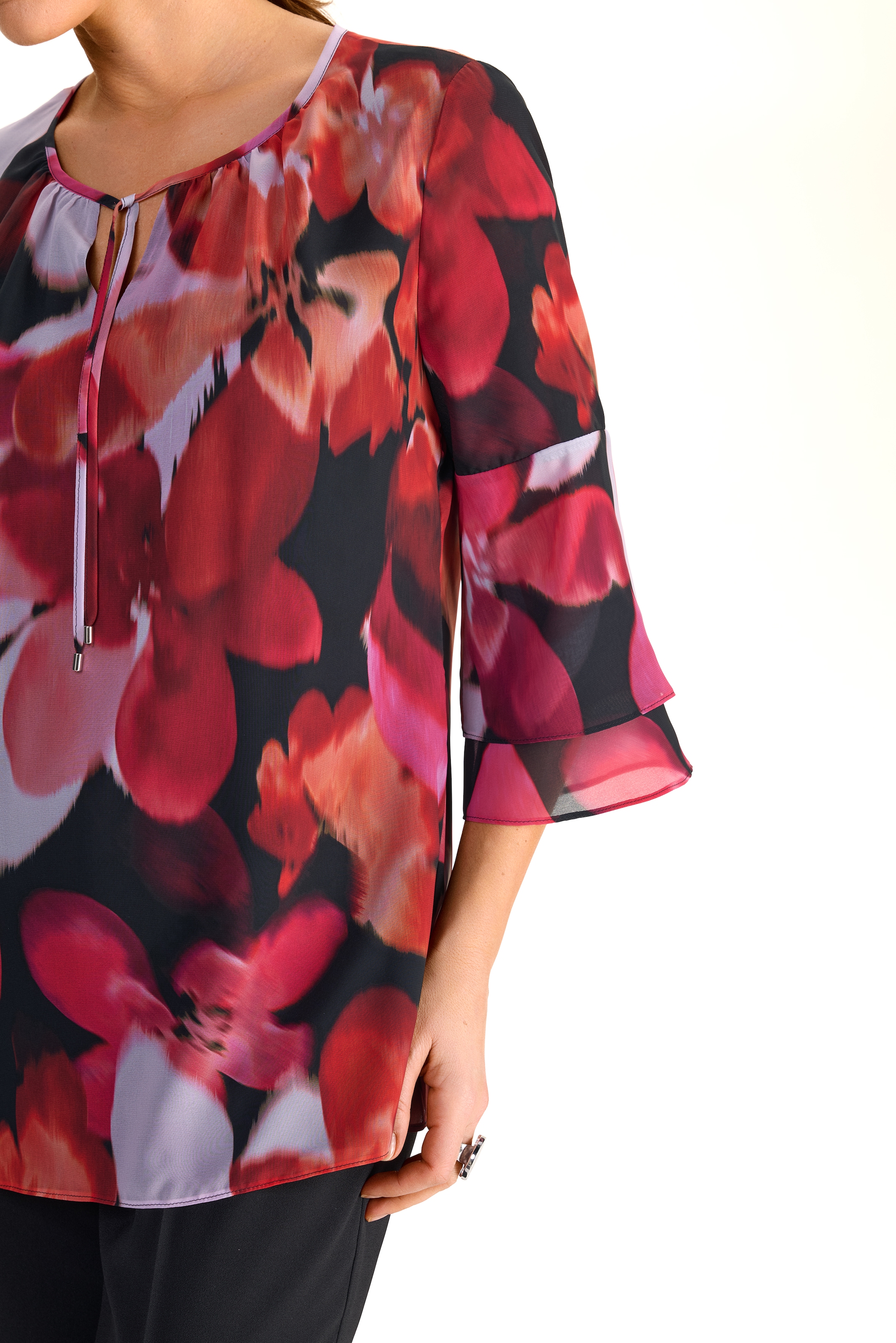 HERMANN LANGE Collection Druckbluse, mit floralem Muster