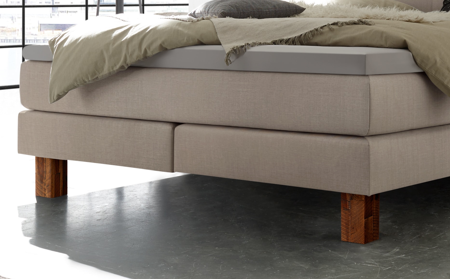 HASENA Boxspringbett Memphis, im Vintagelook, Massivholz-Umrandung, Tonnentaschen-Federkernmatratze
