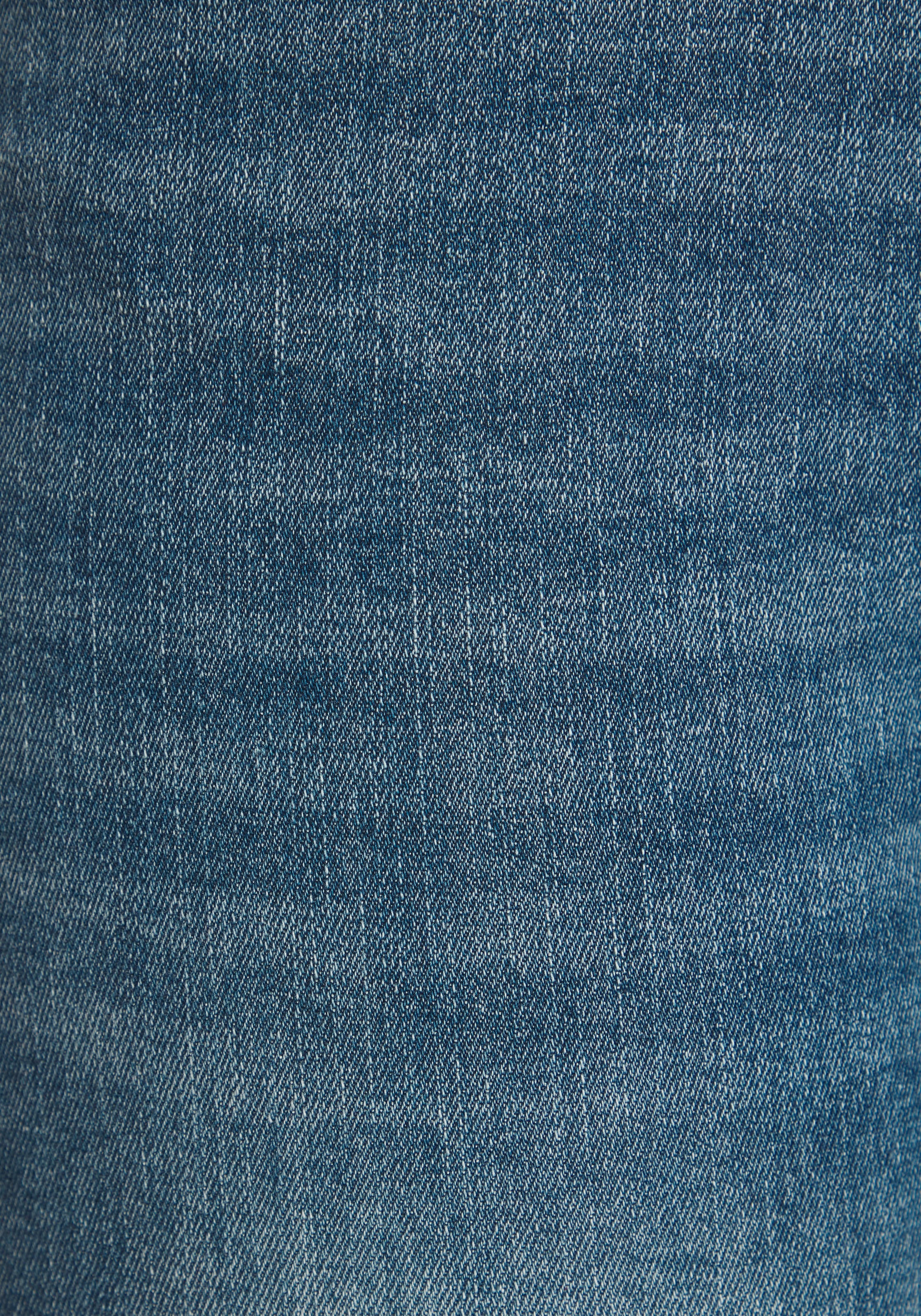 Buffalo 5-Pocket-Jeans, mit Schlitz, Nietendetails, Skinny Jeans, modisch