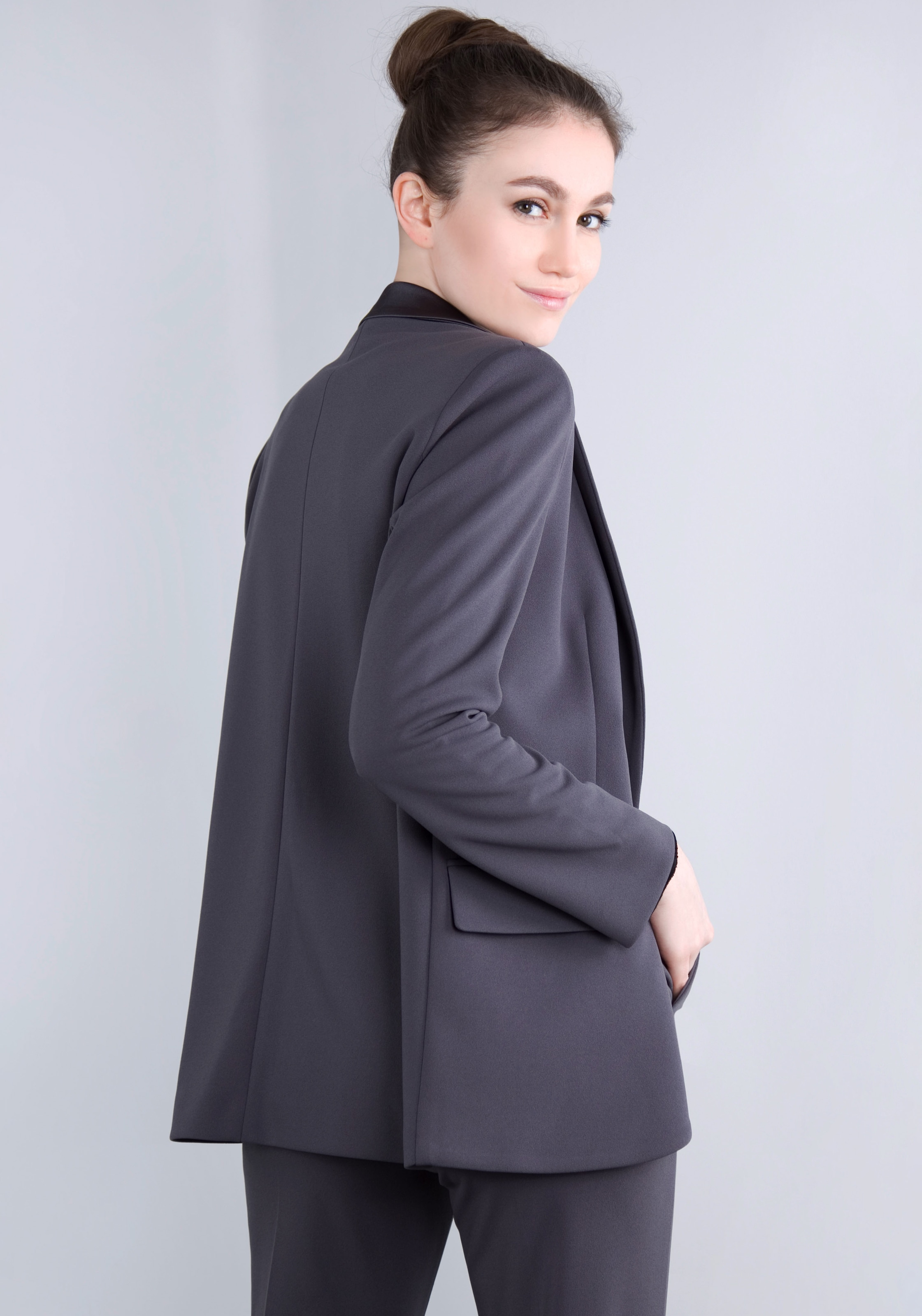 IMPERIAL Longblazer, mit Satindetails und Stretch