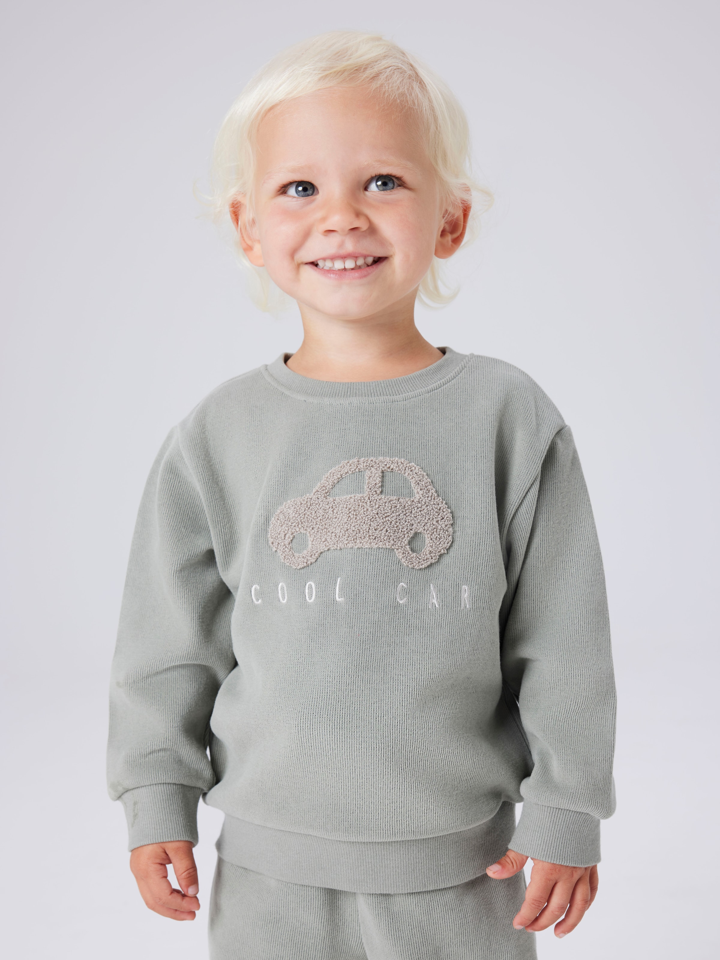 Name It Sweatshirt »NMMOBEAR NREG SWEAT UNB«, mit hochwertiger 3D-Stickerei
