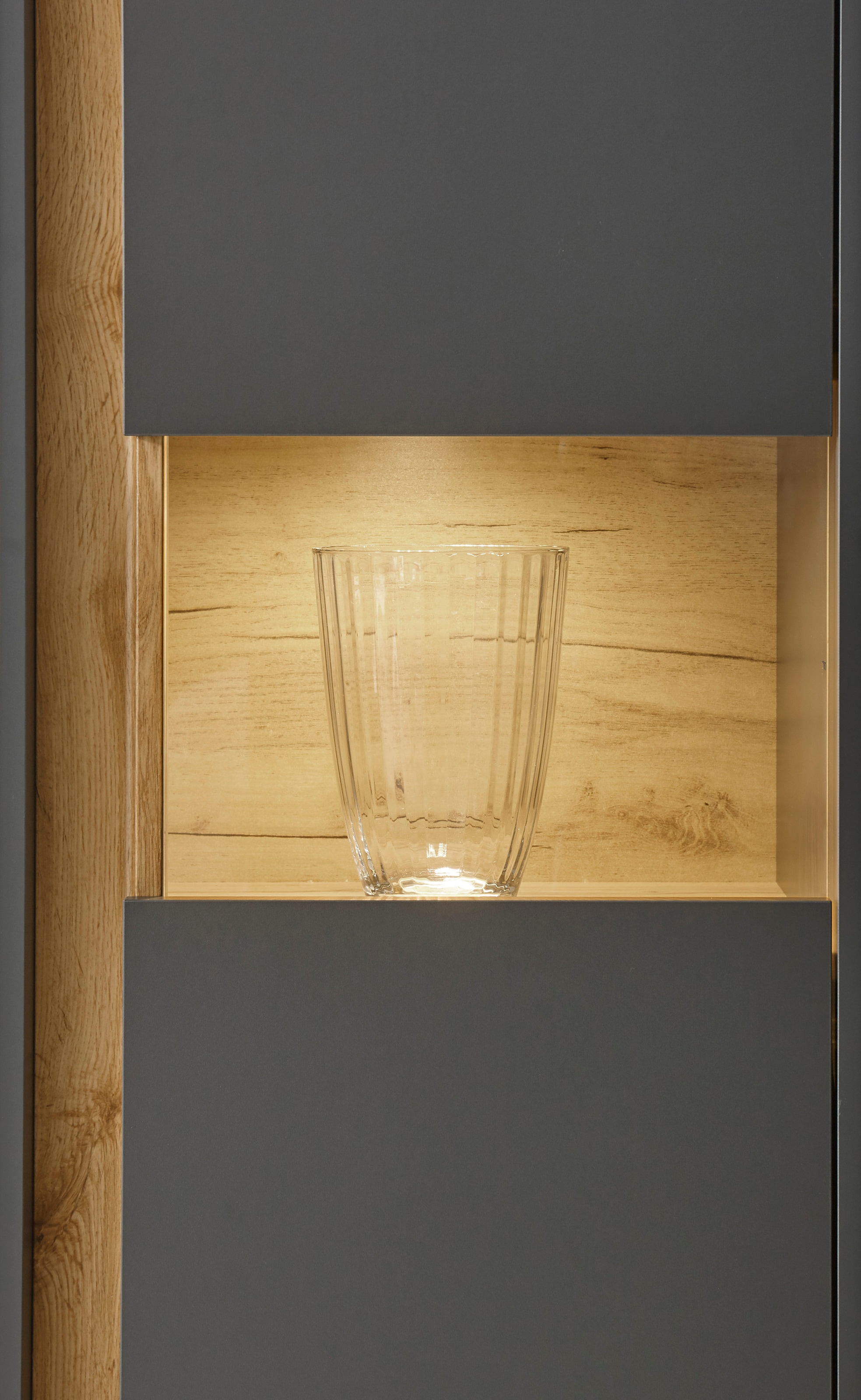 INOSIGN Wohnwand »City/Giron, moderne Anbauwand, Komplettset in vielen Farben verfügbar«, (Set, 5 St.), enthält zwei Vitrinen, zwei Hängeschränke & ein Wandboard
