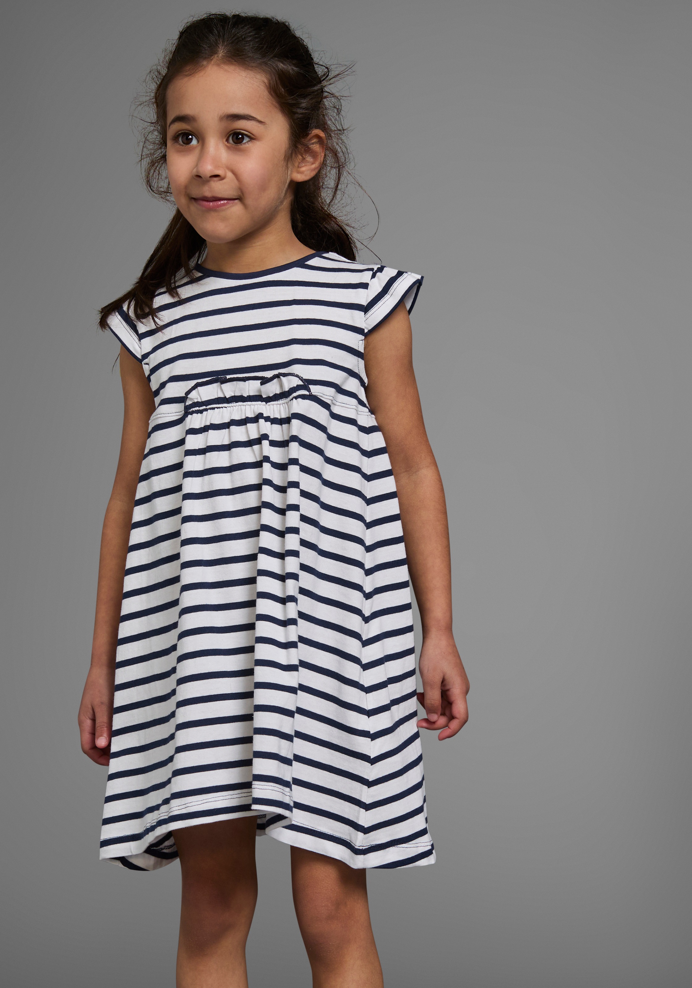 KIDSWORLD Jerseykleid »für kleine Mädchen« Packung, 2 Stk. tlg. kniefrei,  modischer Stil,  aus reiner Baumwolle,  breite Träger