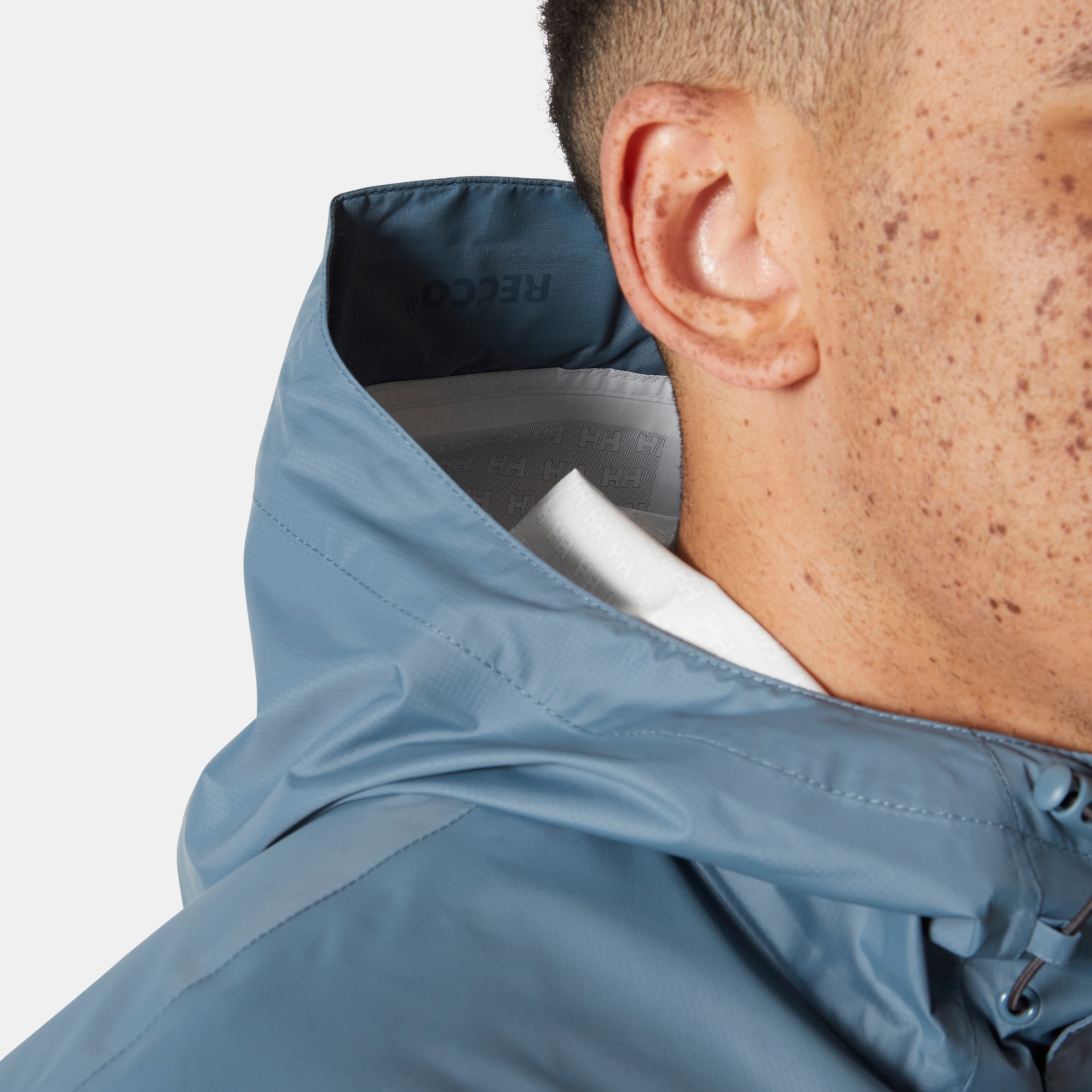 Helly Hansen Regenjacke »LOKE JACKET« mit Kapuze mit Kapuze, wasserdicht, winddicht, atmungsaktiv, po-bedeckende Länge