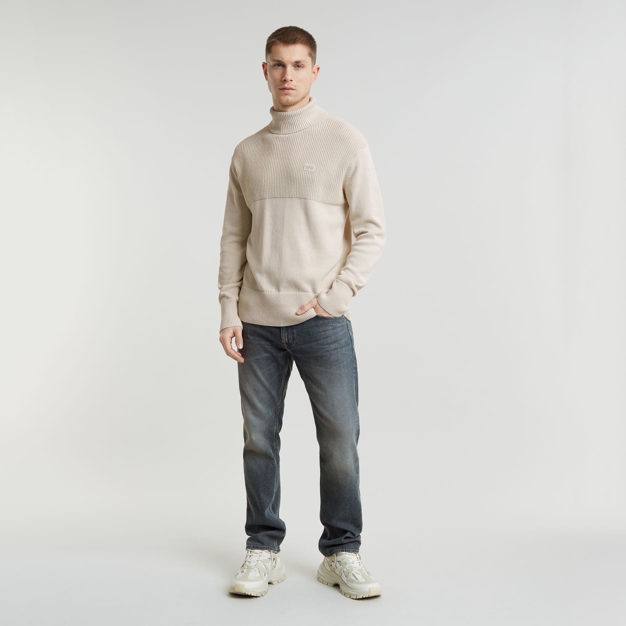 G-STAR Straight-Jeans »Mosa Straight«, mit hellen Nähten