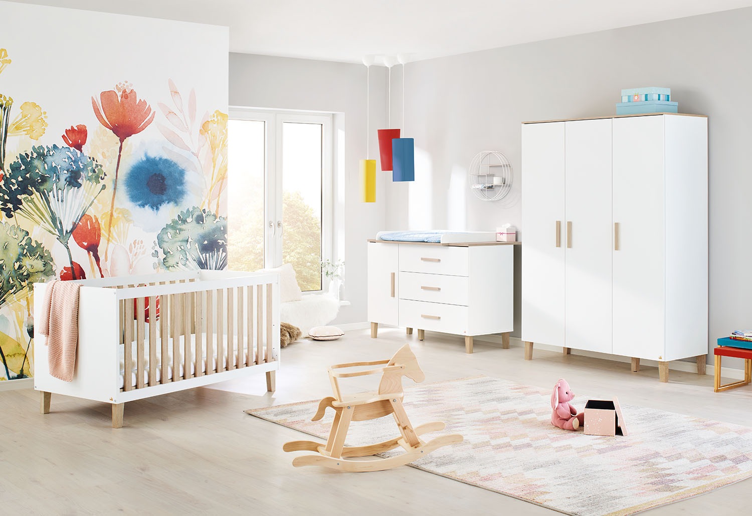 Pinolino® Babyzimmer-Komplettset »Lumi«, (Set, 3 tlg., Kinderbett, Schrank, günstig online kaufen