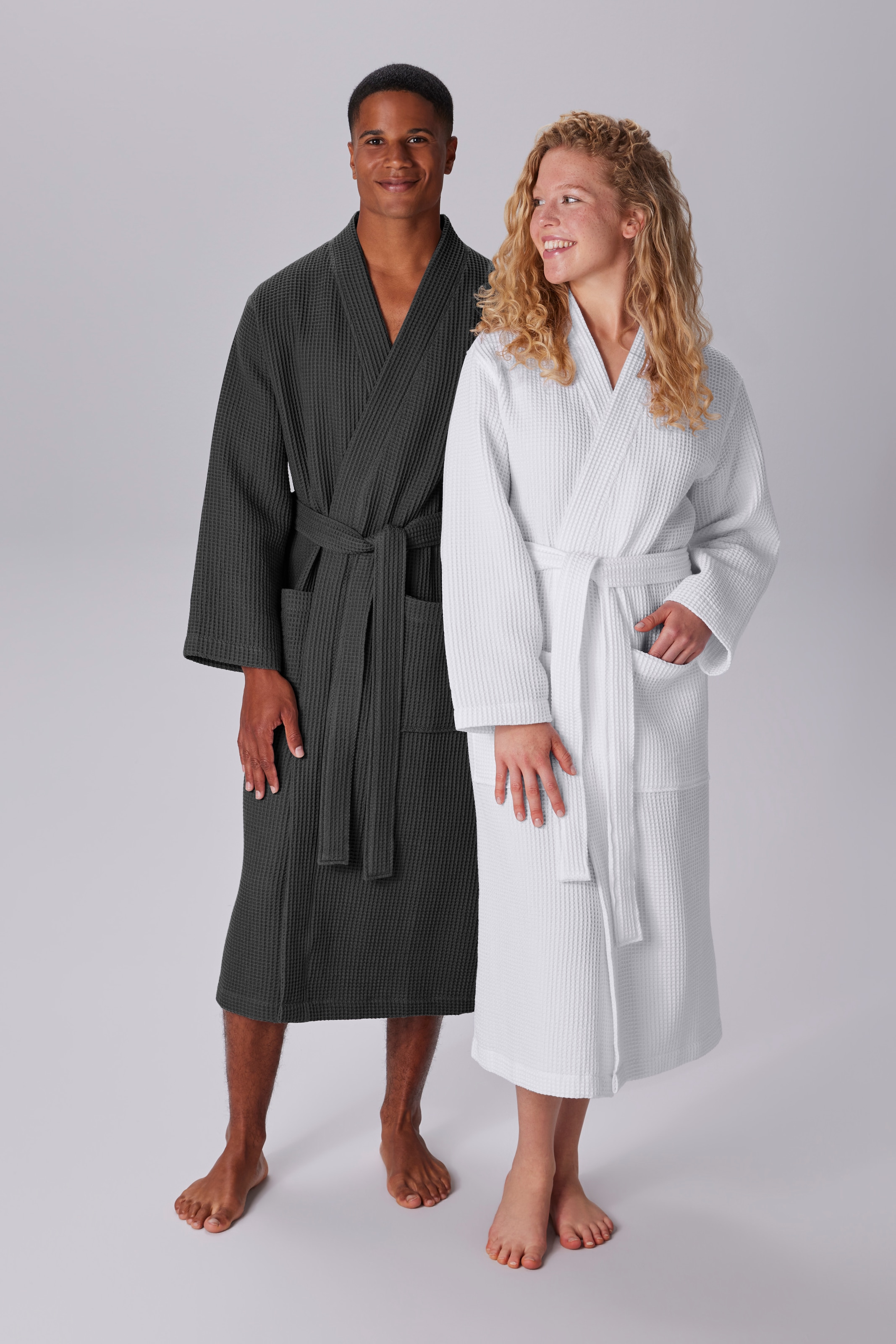 OTTO home Unisex-Bademantel »Inga, Waffelpiqué, leicht, ideal für Sauna & Spa, Hotelbademantel« 1 Stk. kleines Packmaß, Taschen, Damen & Herren, S-3XL, Morgenmantel