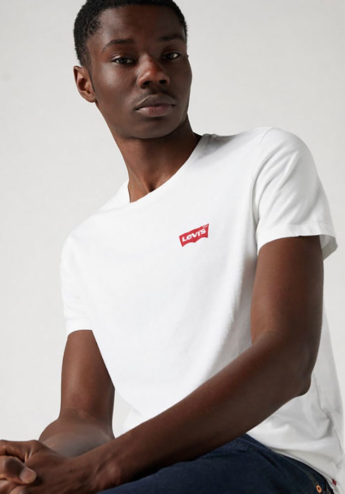 Levi's® Kurzarmshirt mit Levi's® Logo auf der Brust