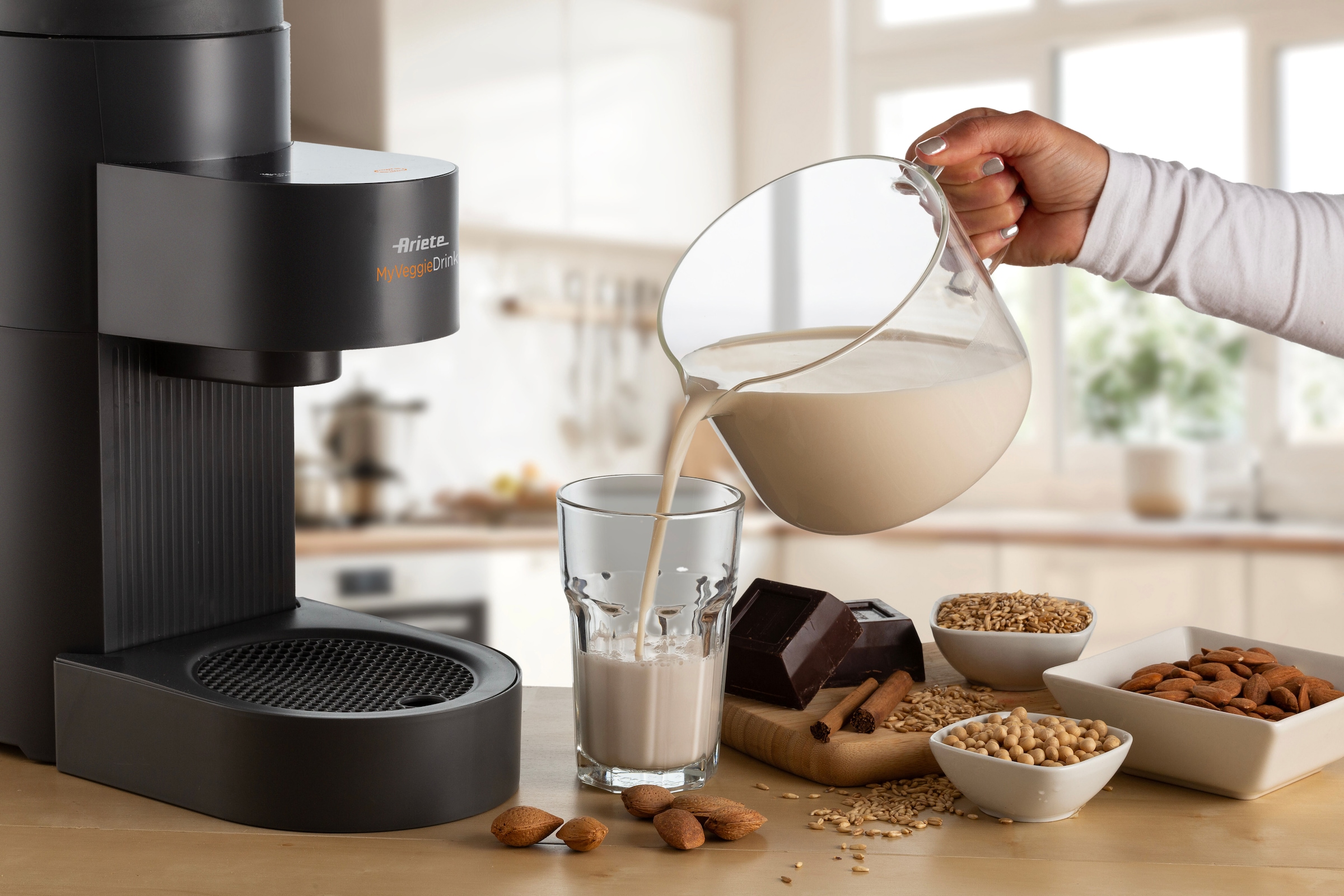 Ariete Entsafter »My VeggieDrink« 1200 W Pflanzenmilch-, Milchshake-Zubereiter und Entsafter in Einem, 1,5 L