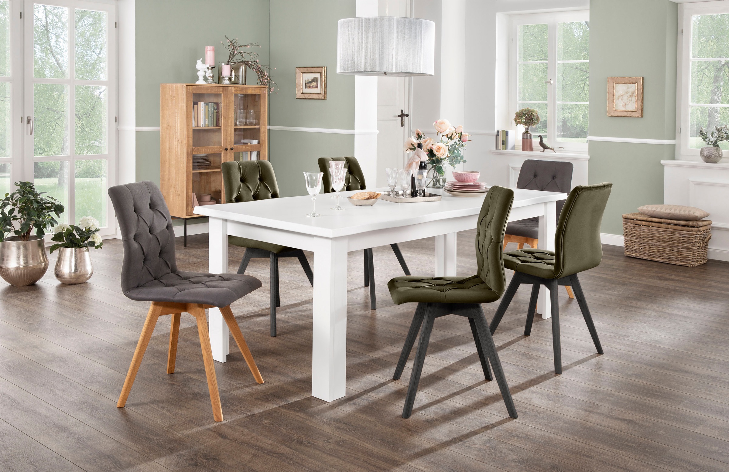 andas Esszimmerstuhl »Rania«, (Set), 2 St., Samtoptik, mit Massivholzbeinen