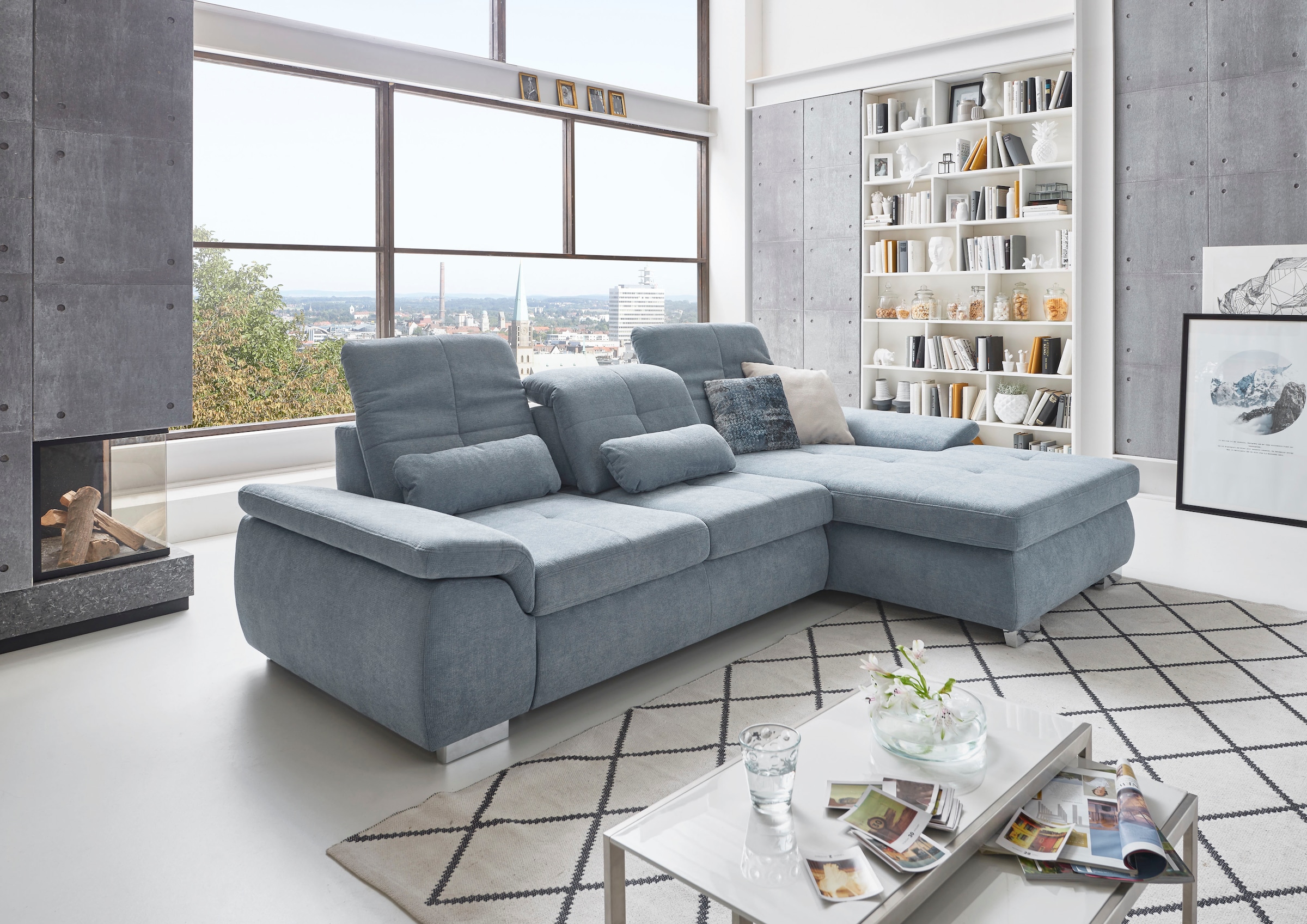 Die PlanBar Ecksofa »MP-IN16037 L-Form mit Kaltschaum-Polsterung«, mit Sitztiefenverstellung & Zierkissen