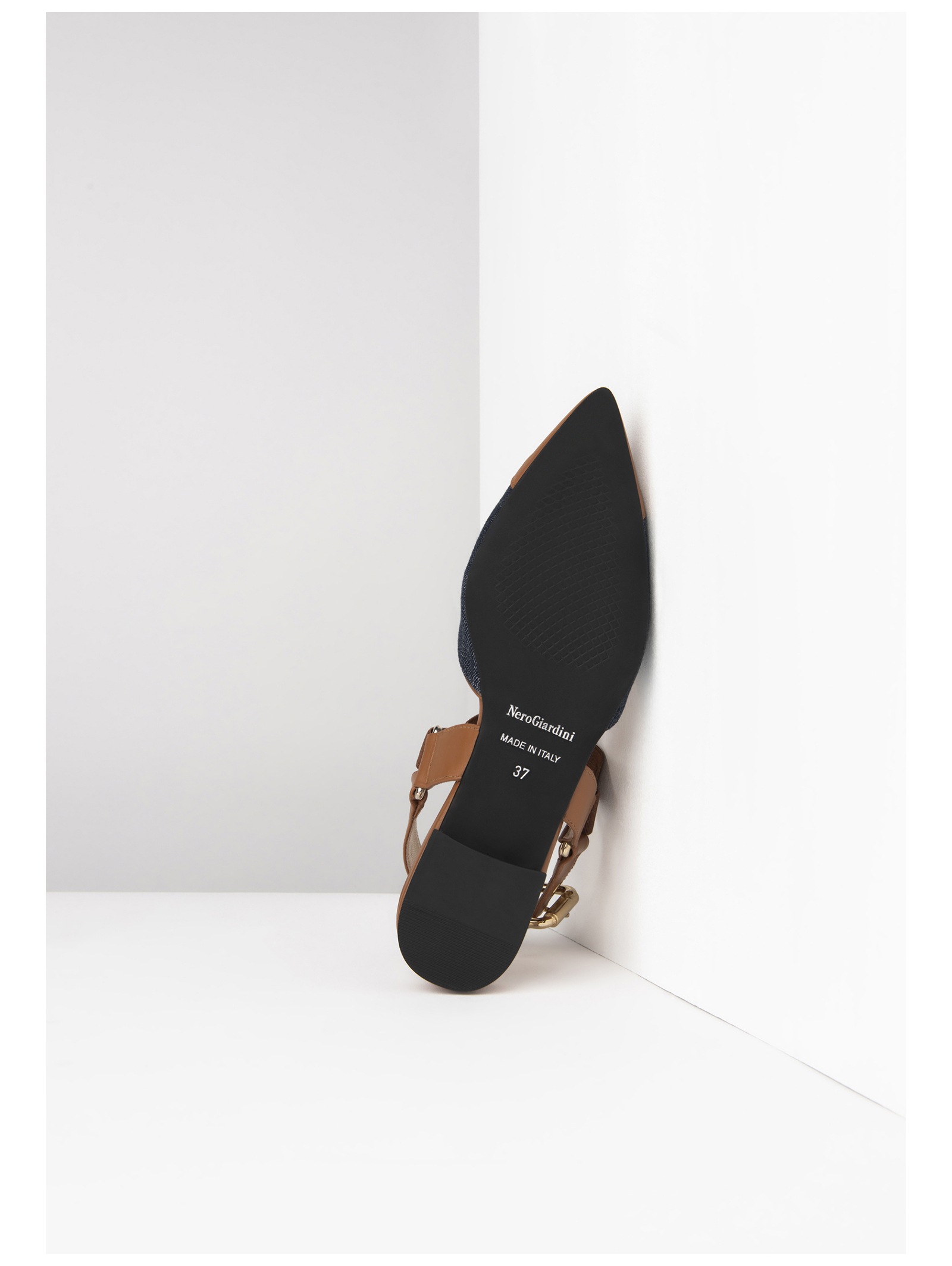 Nero Giardini Slingpumps »Nero Giardini Pumps Lederimitat/Textil«