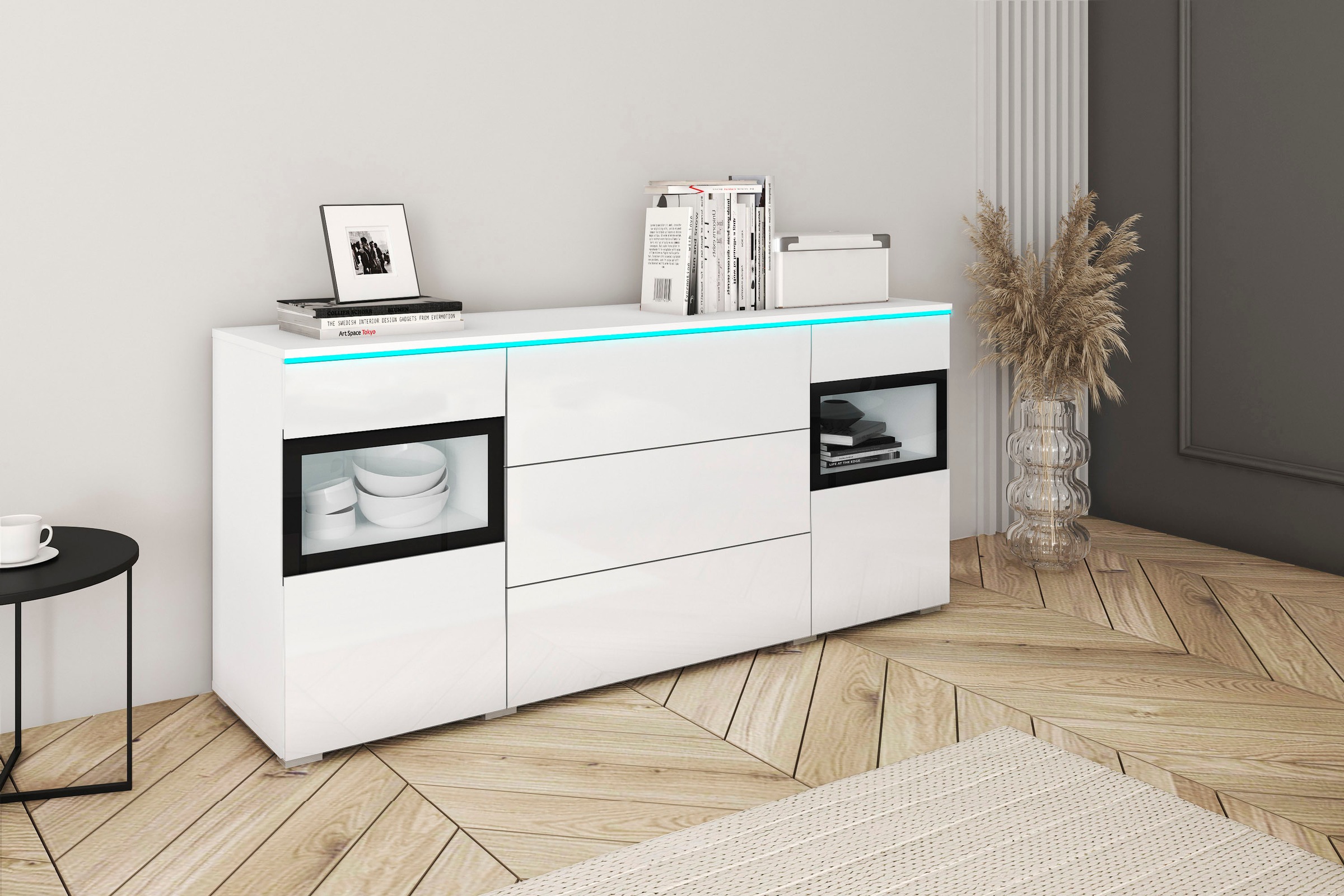 INOSIGN Sideboard »VERA« Moderne grifflose Kommode,verstellbare Einlegeböde günstig online kaufen