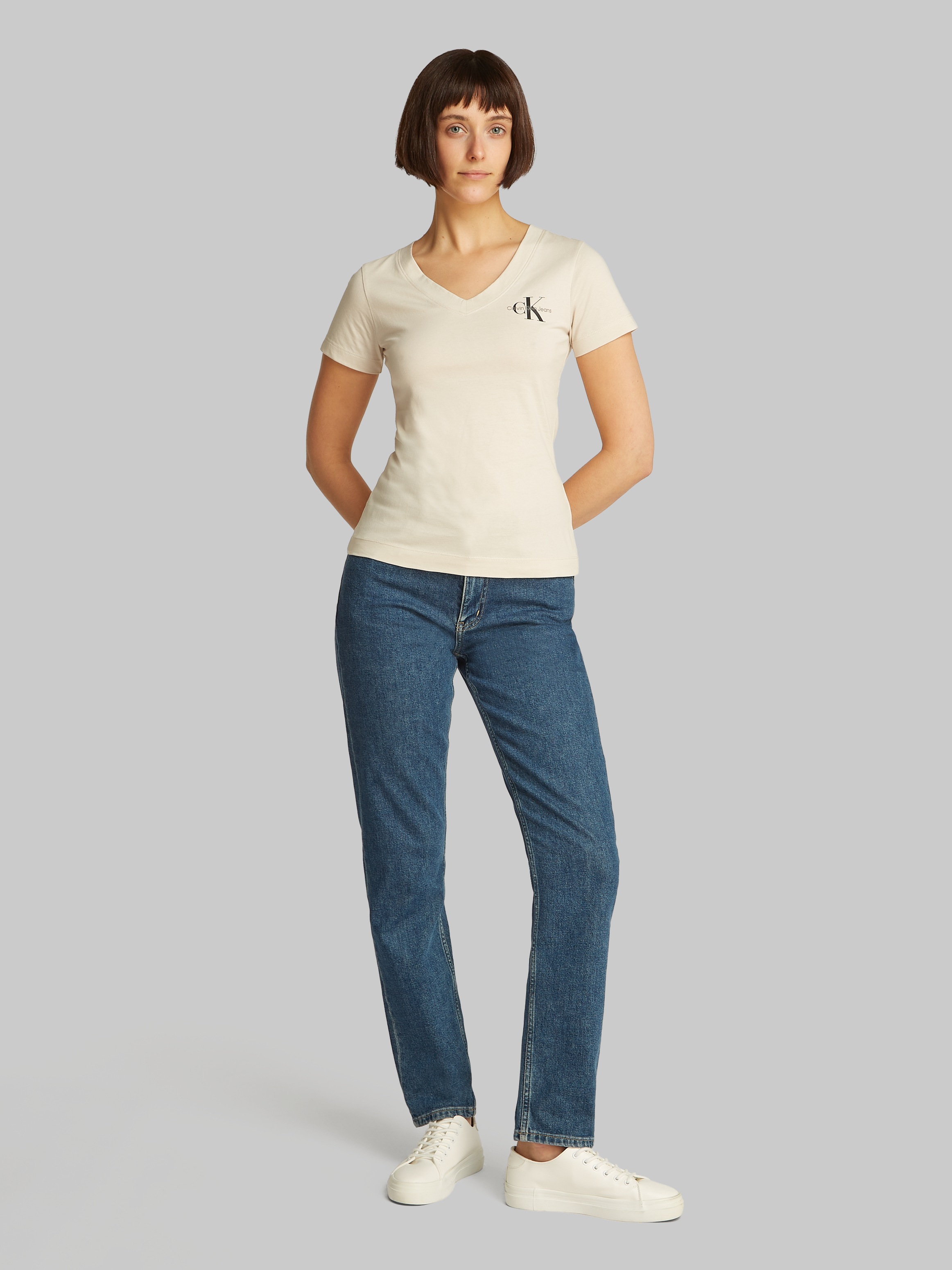 Calvin Klein Jeans T-Shirt »2-PACK MONOLOGO V-NECK TEE«, (Packung, 2er-Pack), mit Logomarkenlabel