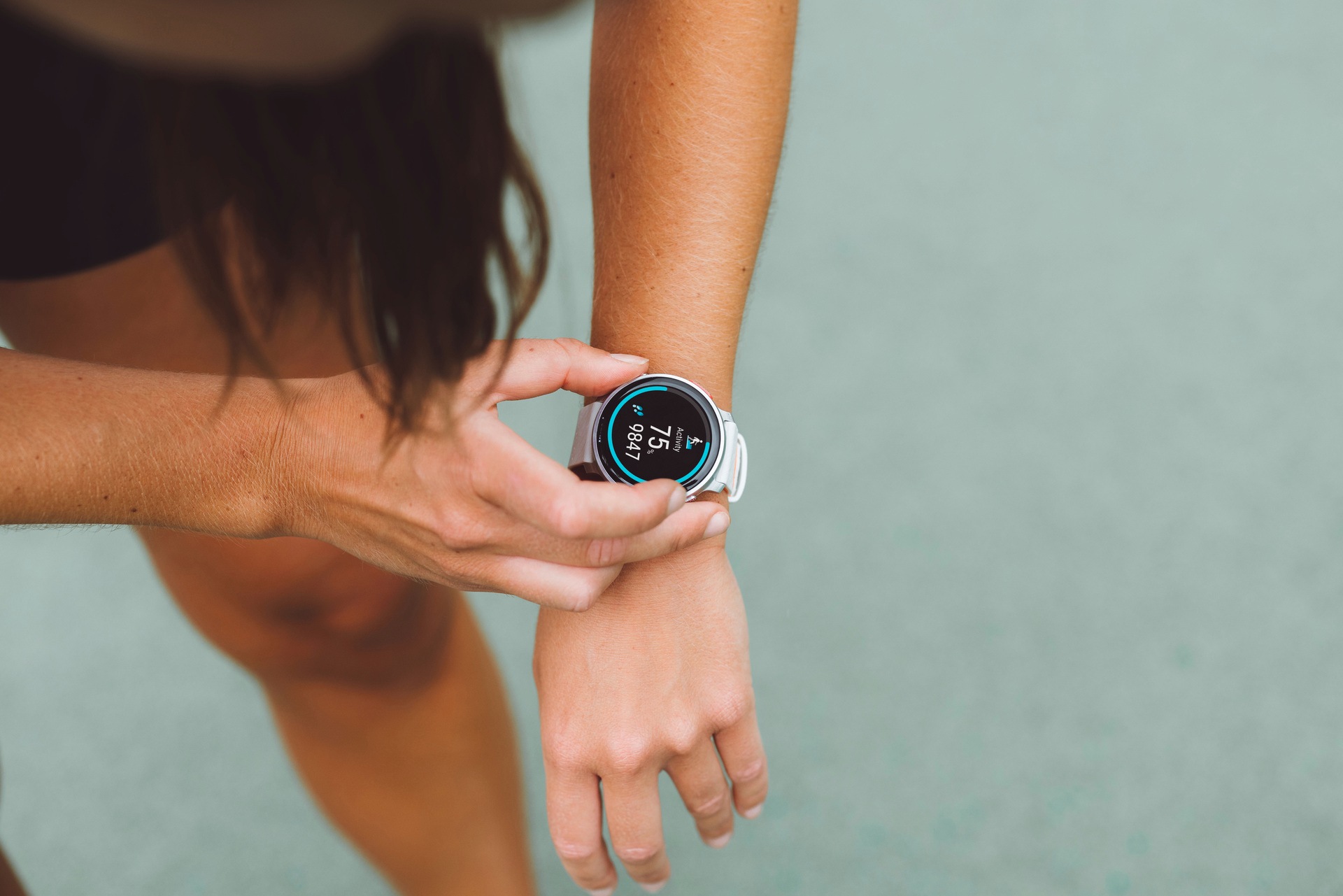 Polar Smartwatch »VANTAGE V3«, (3,5 cm / 1,39 Zoll), 32 GB, Premium-Multisportuhr Silikon-Armband S-L)