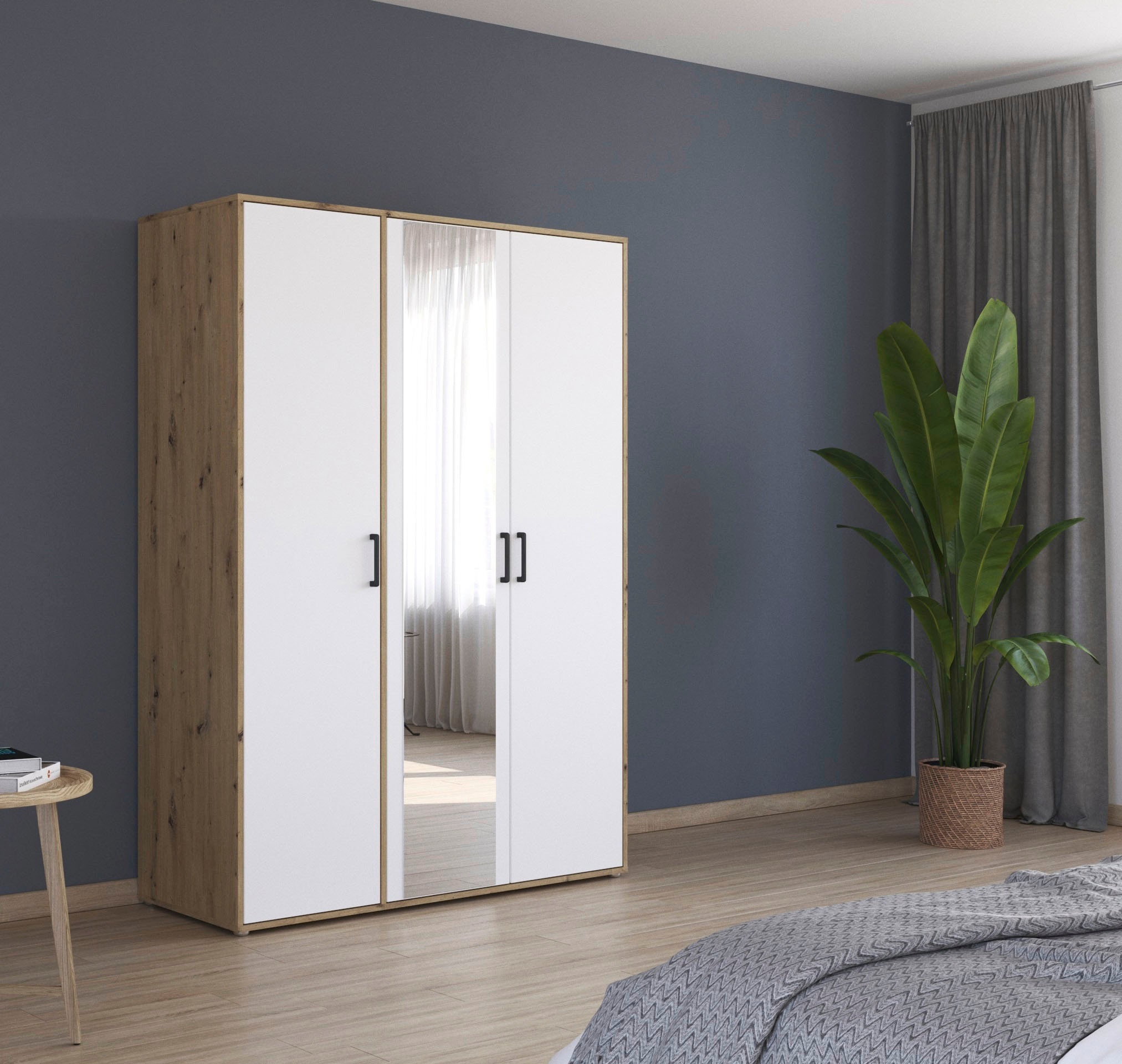 rauch Drehtürenschrank »Voyager«, (in 3 verschiedenen Ausstattungen BASIC/C günstig online kaufen