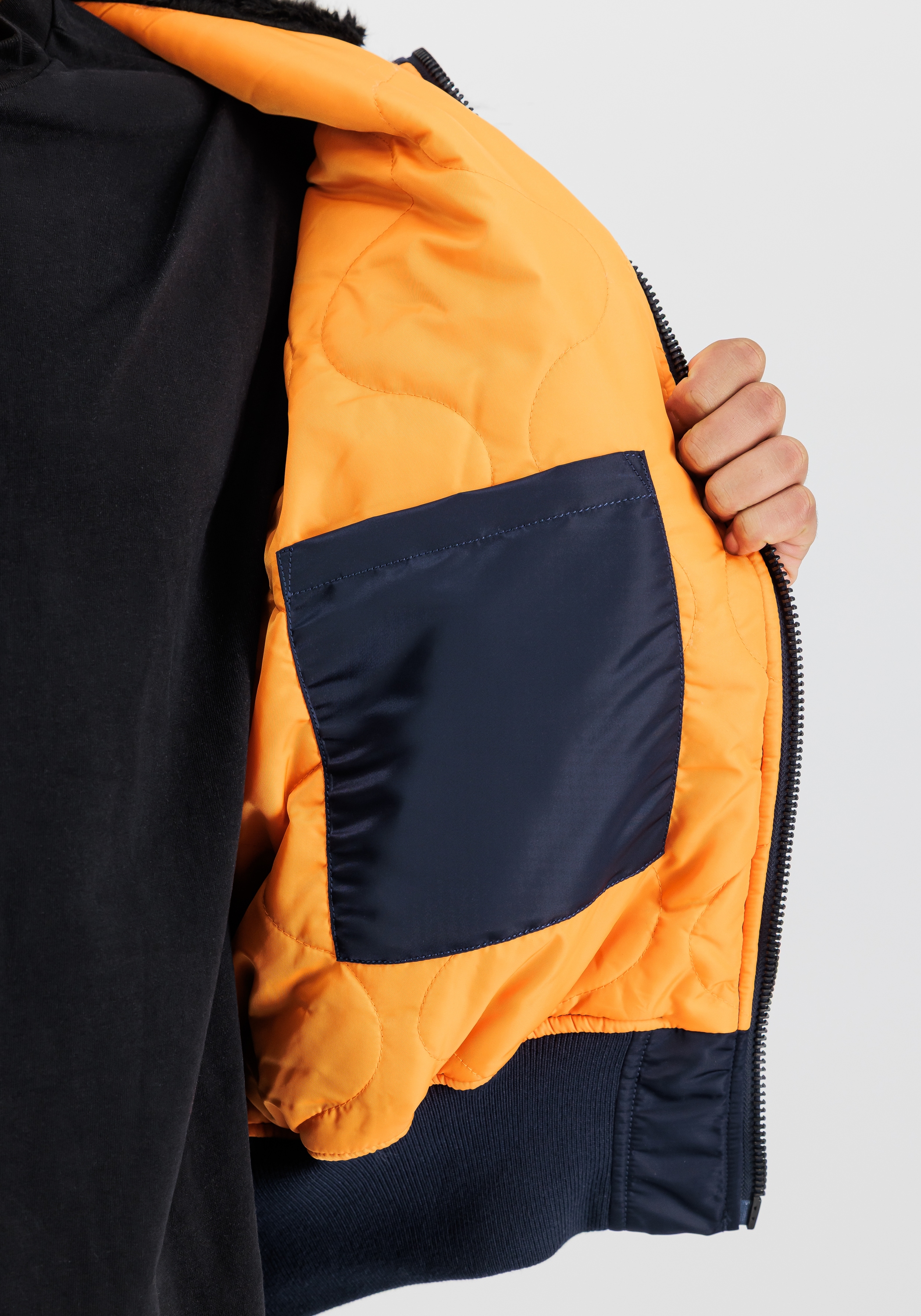 Alpha Industries Winterjacke »Alpha Industries Men - Bomber Jackets 45/P Hooded Custom«