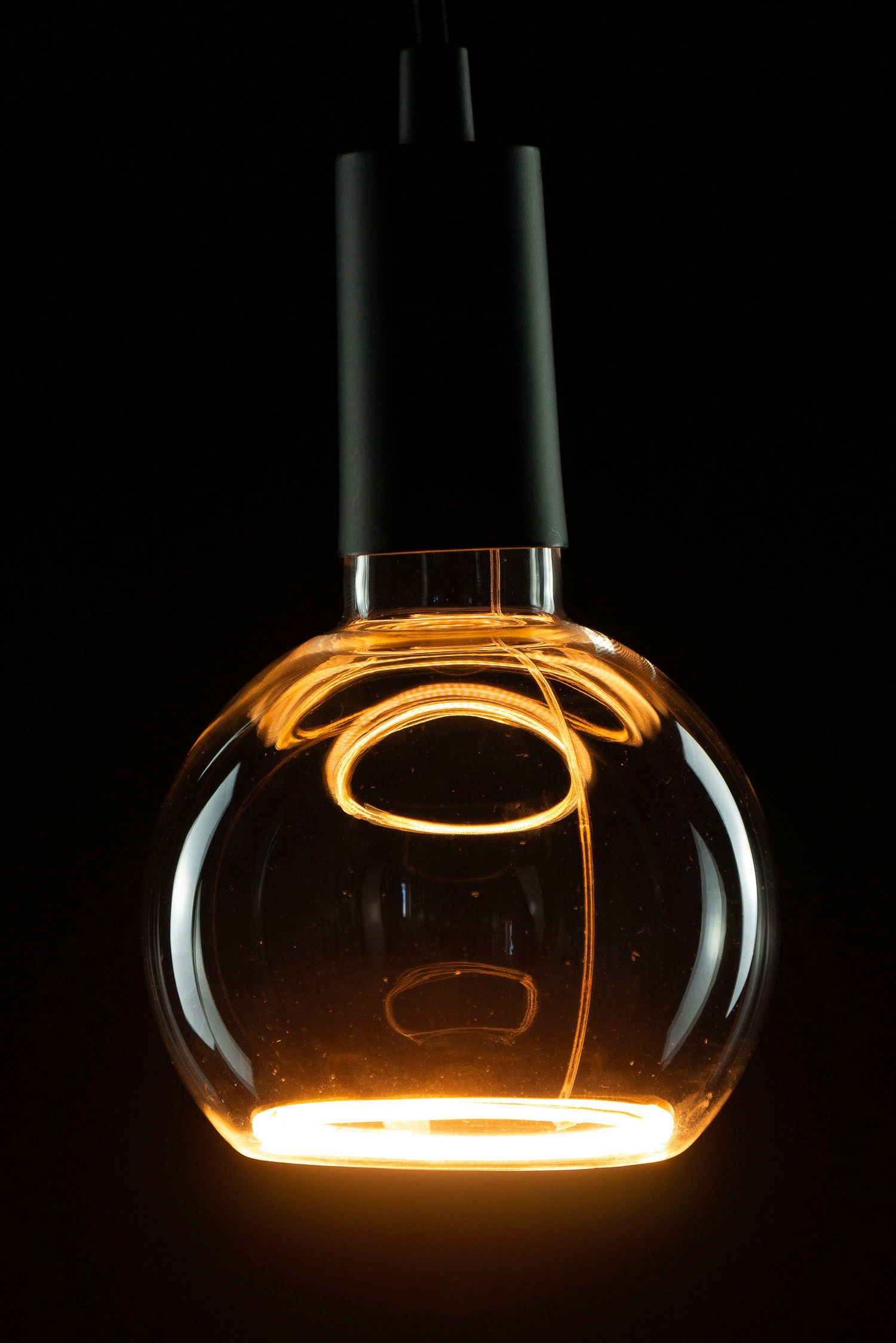 SEGULA LED-Leuchtmittel »LED Floating Globe 125 klar«, E27, 1 St., Extra-Warmweiß, LED Floating Globe 125 klar, E27, 4,5W, CRI 90, dimmbar