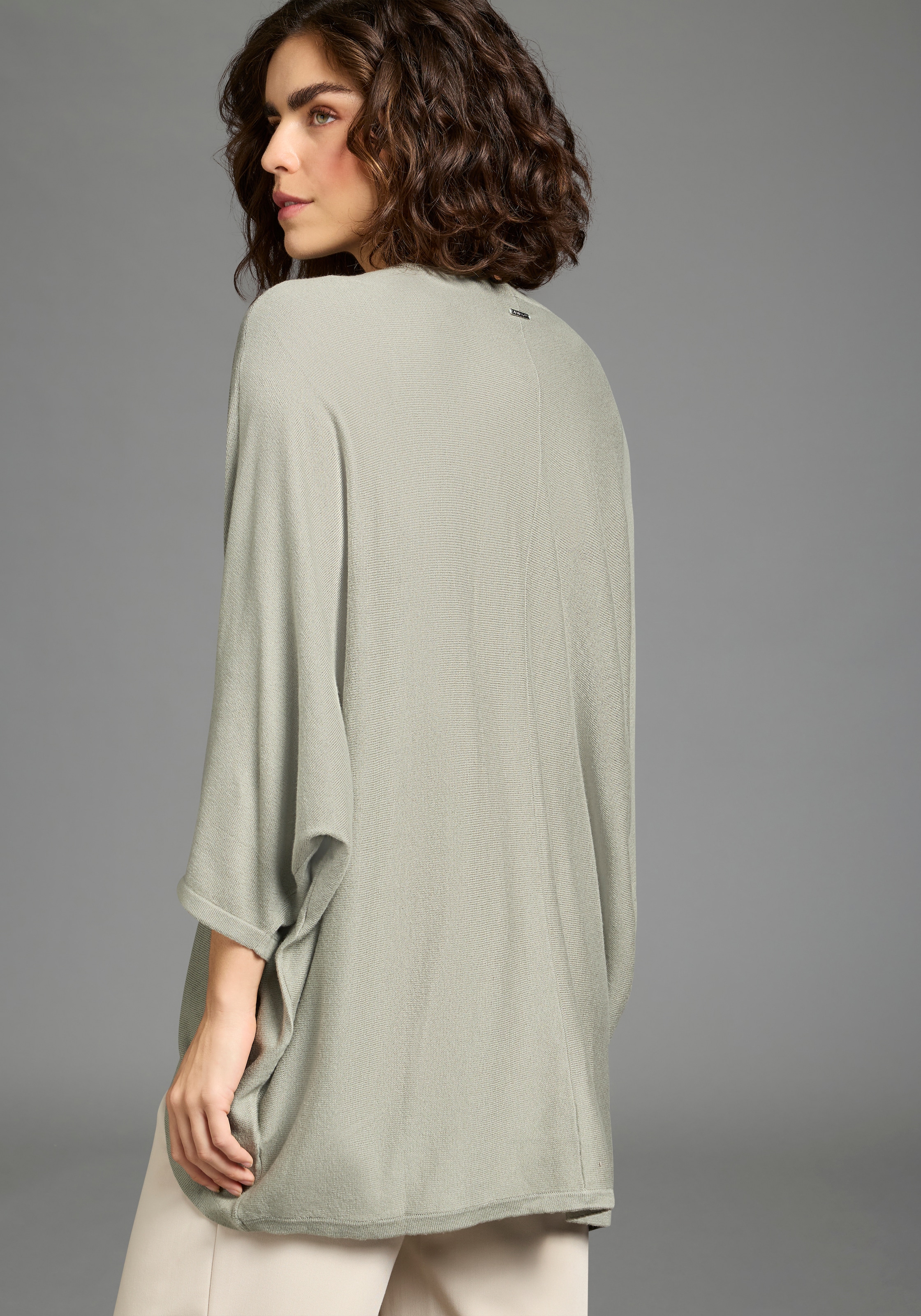 Laura Scott Strickjacke »im Sommer-Look« oversized, mit Verschluss und 3/4 Ärmeln
