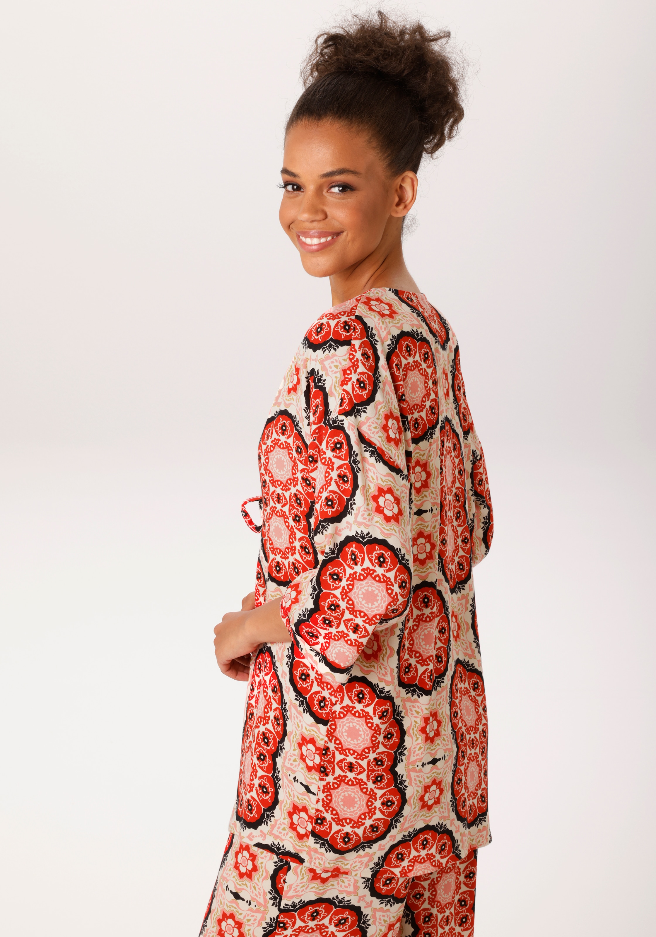Aniston CASUAL Blusenkimono mit fantasievollem Mandala-Druck