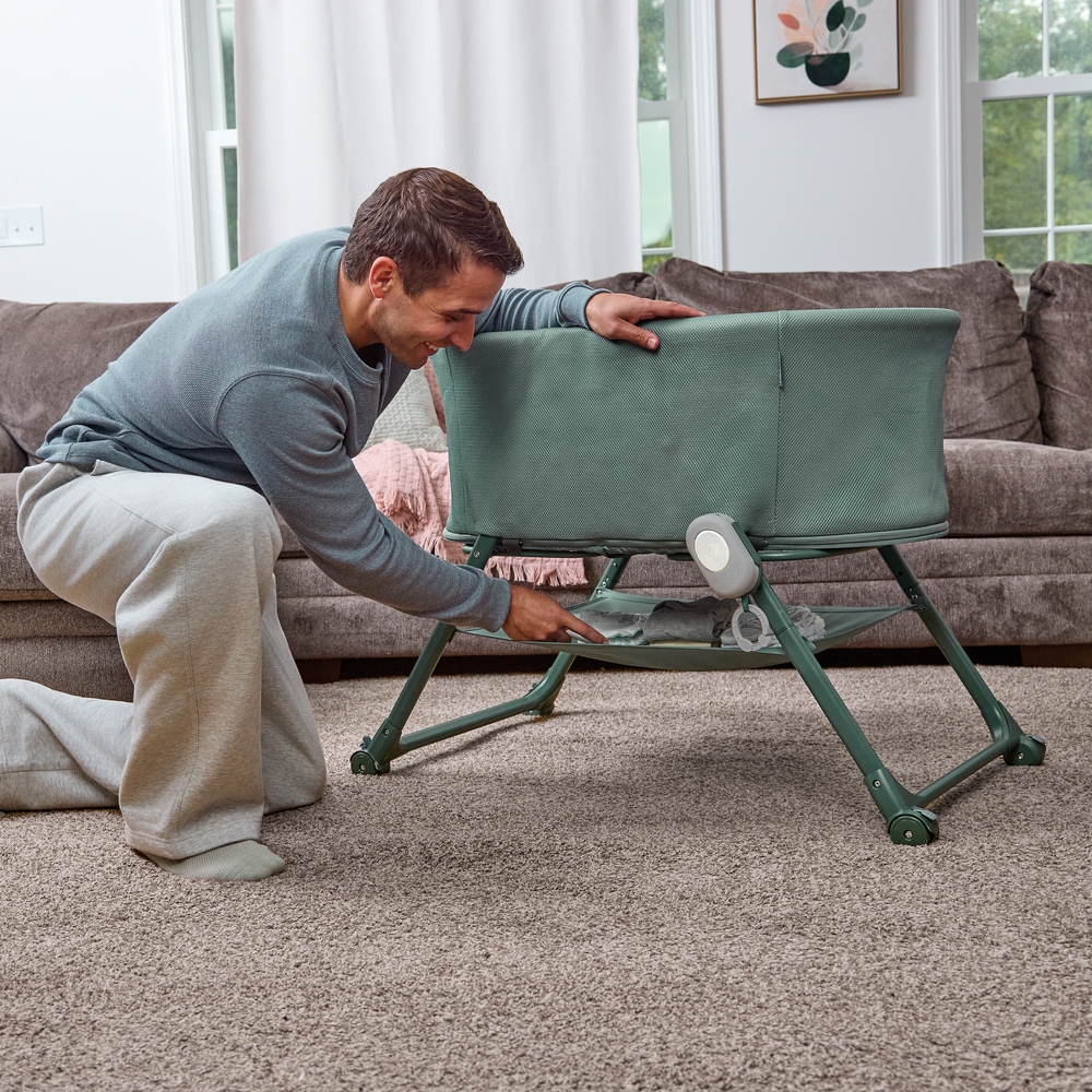 ingenuity Baby-Reisebett »Snooze & Stow™ Easy-Folding Bassinet, grün« faltbar