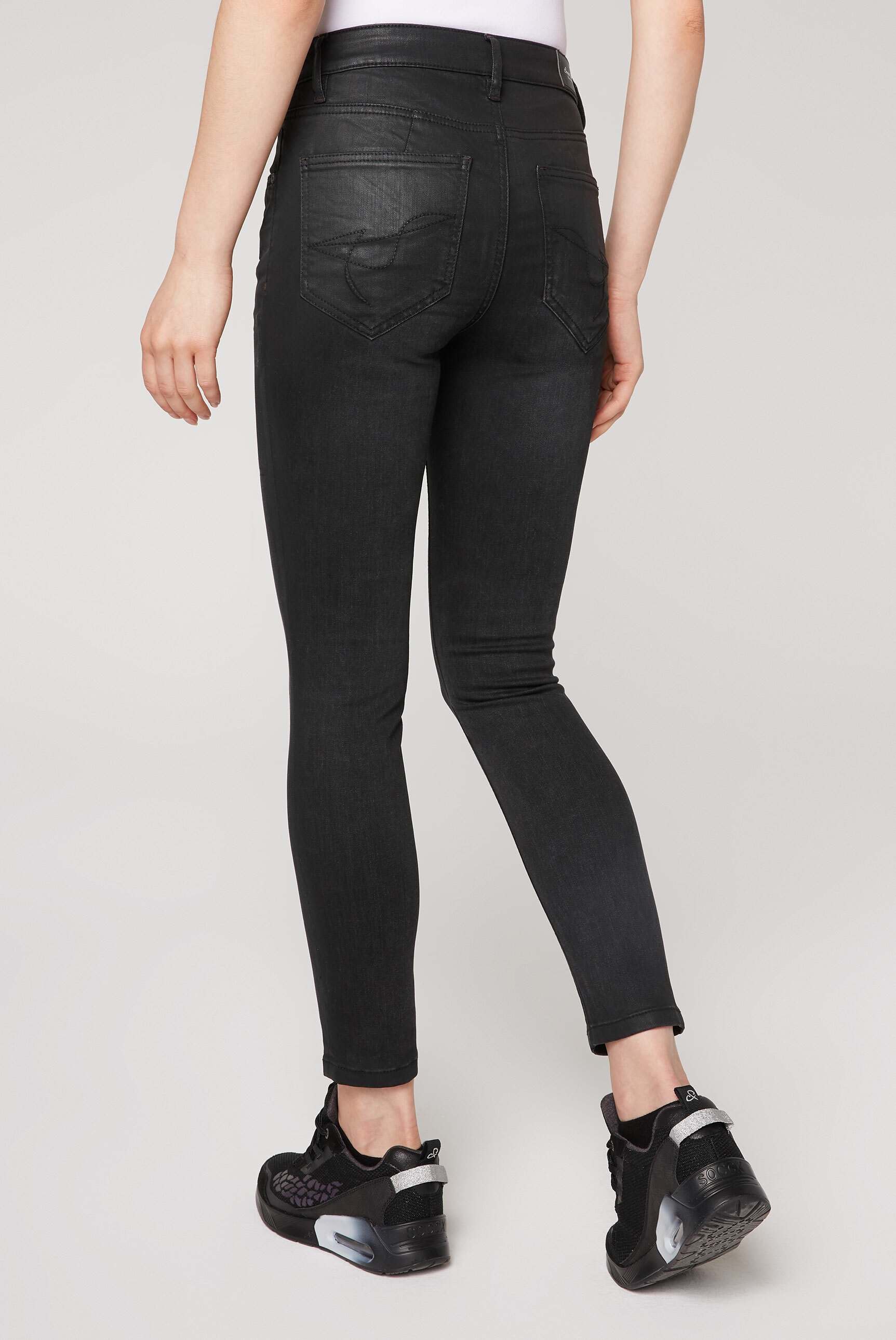 SOCCX Slim-fit-Jeans, mit verkürztem Bein