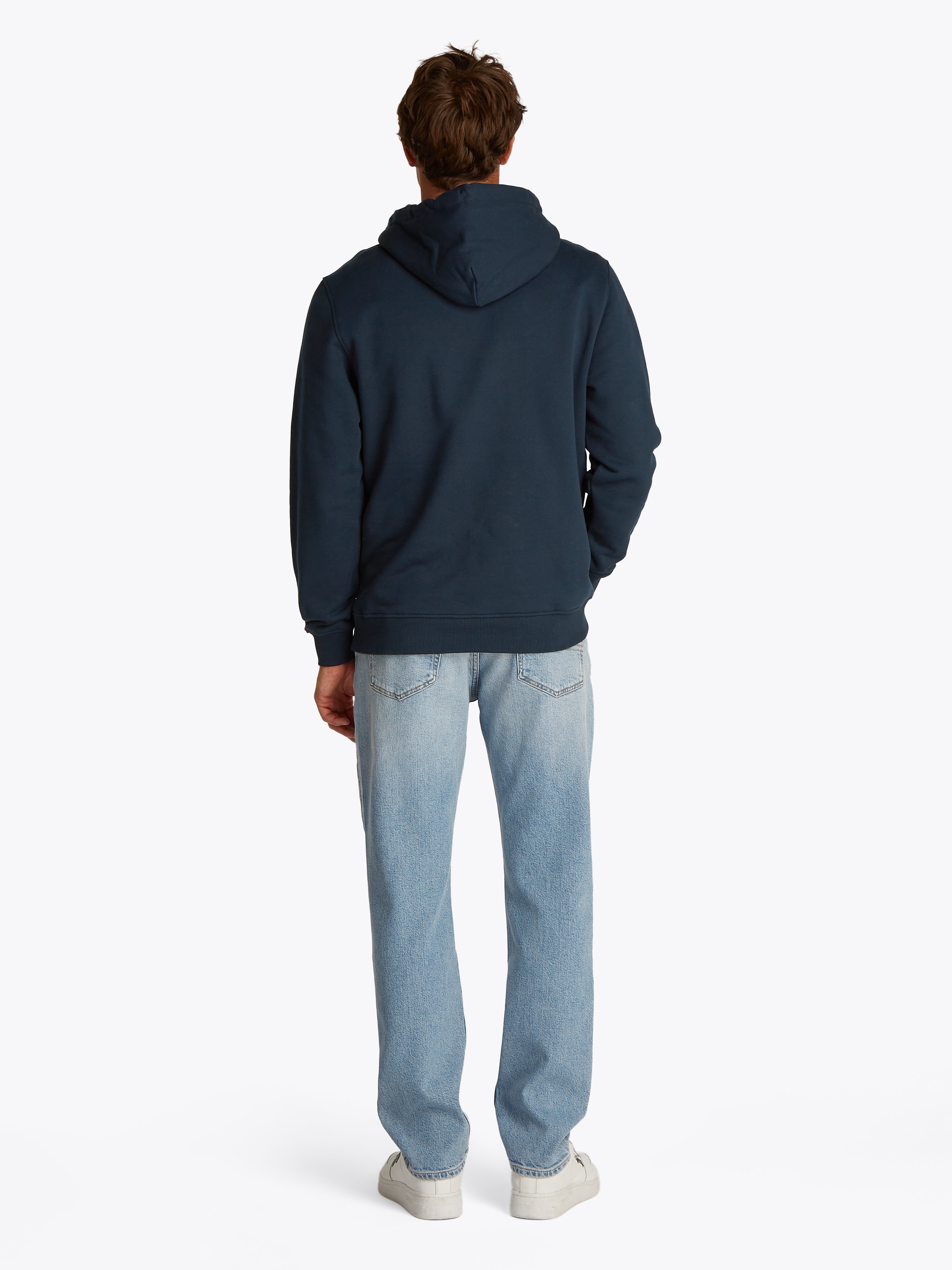 Tommy Jeans Hoodie »TJM REG BADGE HOODIE EXT«, Mit Rundhalsausschnitt