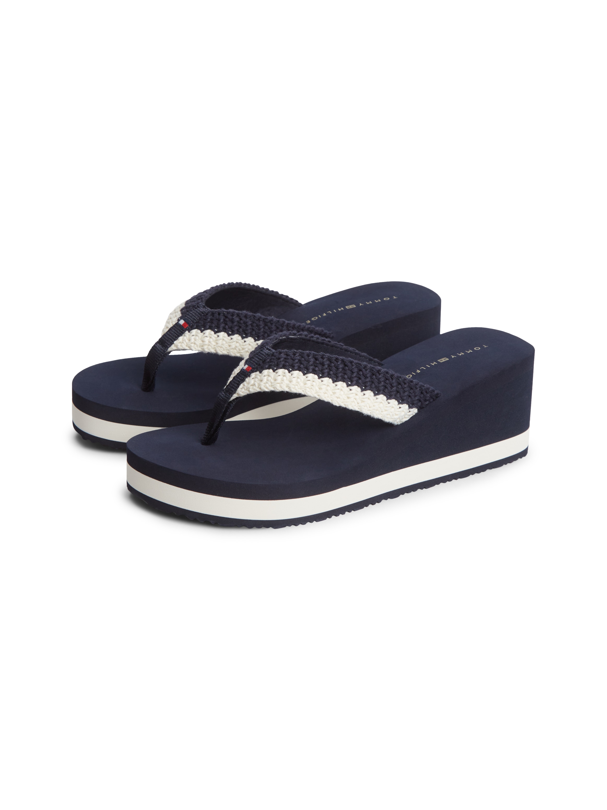 Tommy Hilfiger Dianette »TH WEDGE CROCHET SUMMER SANDAL«  Sommerschuh, Zehentrenner in sommerlicher Häkeloptik