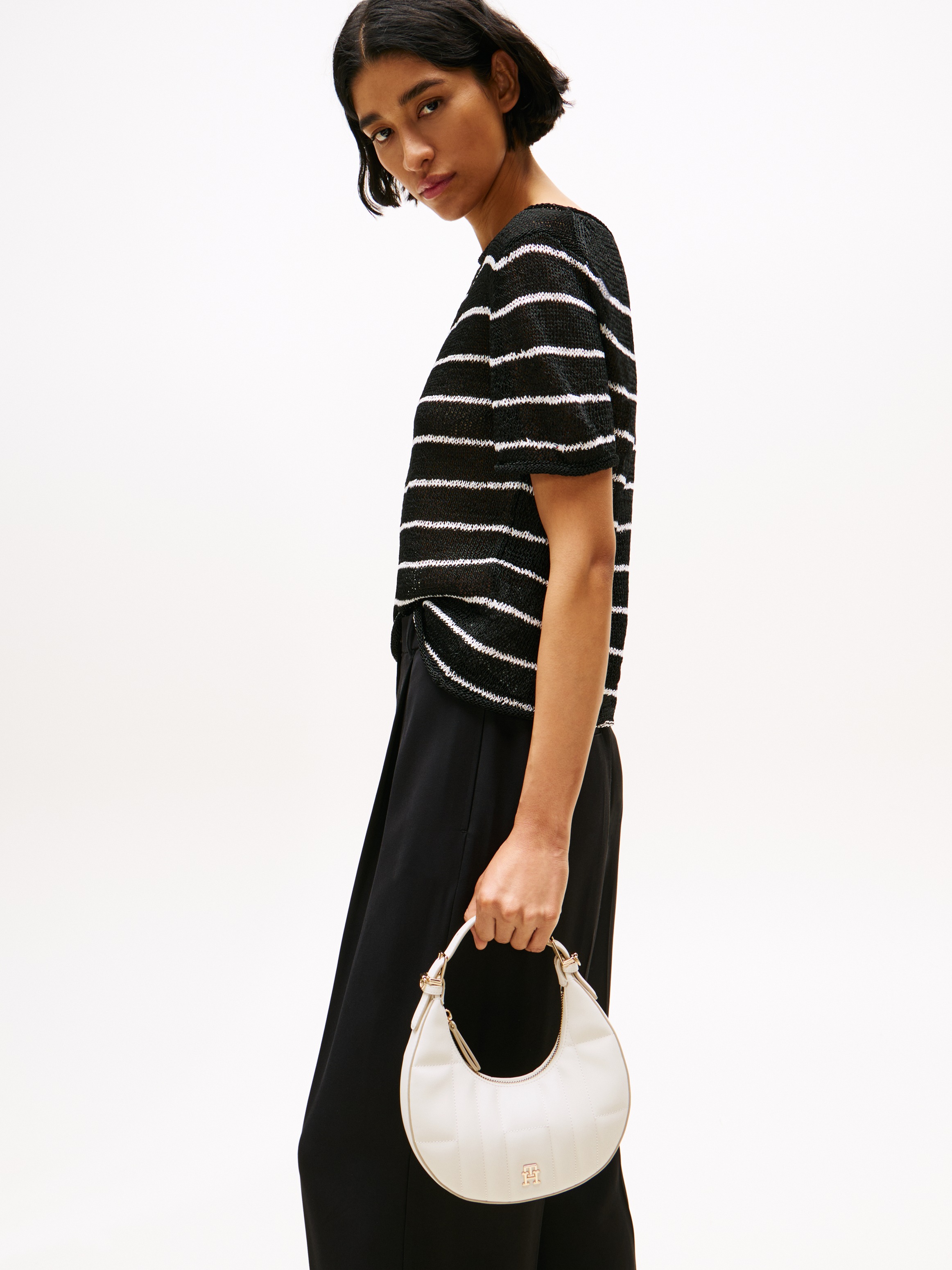 Tommy Hilfiger Schultertasche »TH FEMININE MOON CROSSOVER«, Damen Umhängetasche, Hobo, mit TH-Schmuckelement