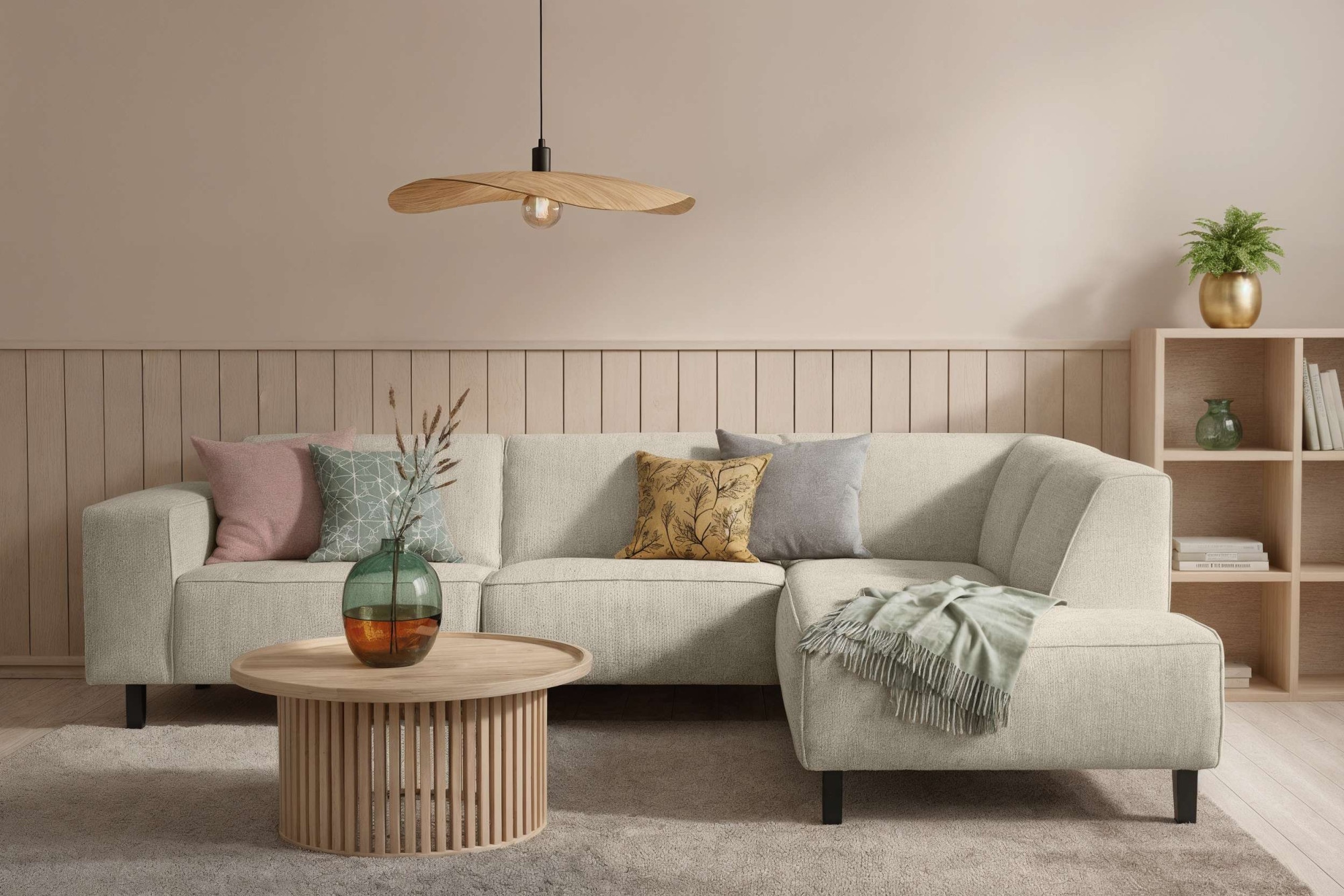 Home affaire Ecksofa »LORCAN mit Holzfuß, Breite 275 cm, weiches Sitzgefühl« Massivholzfüsse, Chenille und Bouclé -Bezüge