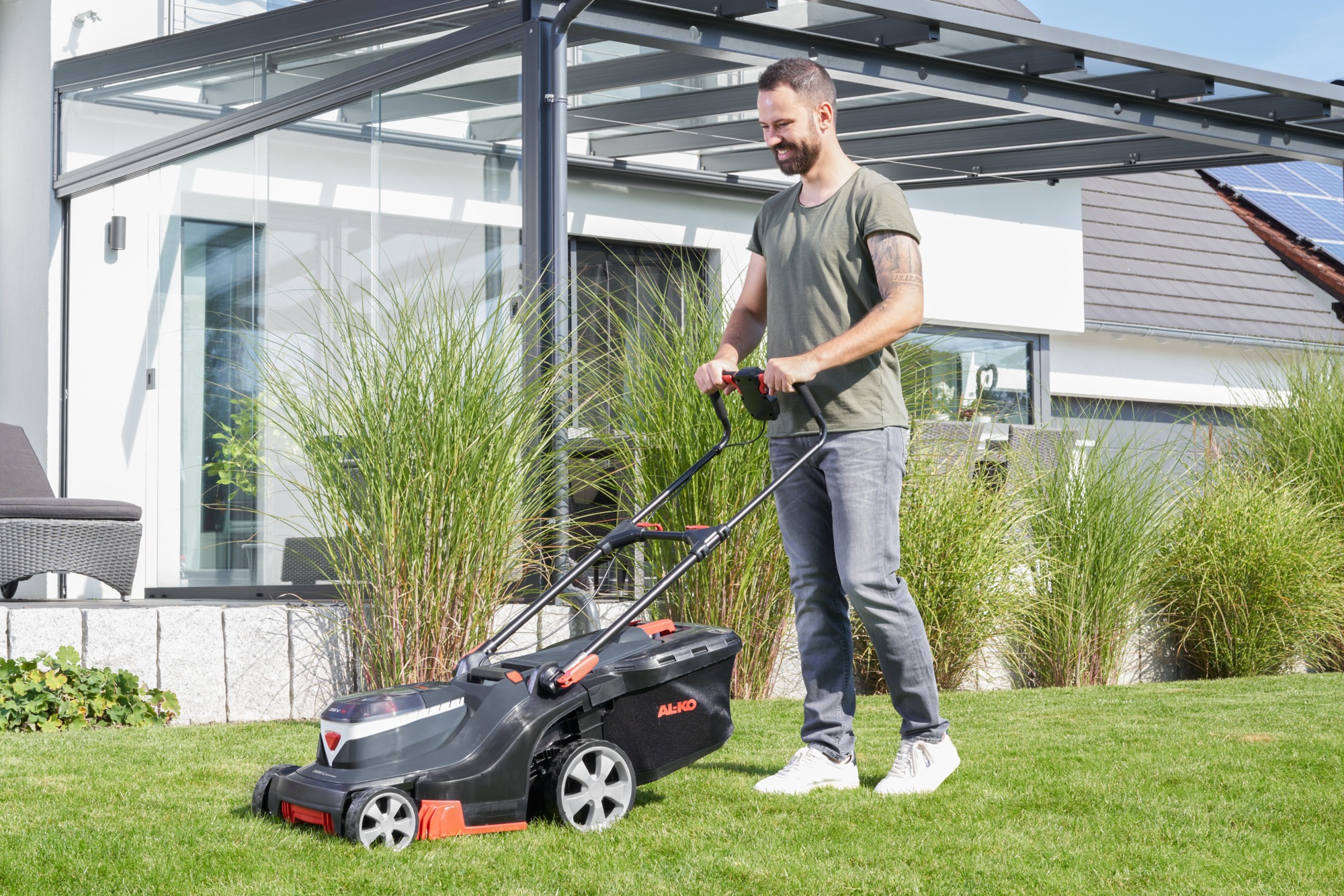AL-KO Akkurasenmäher »385 Li Premium«, mit effektivem maxRUN-Cockpit, ohne Akku und Ladegerät