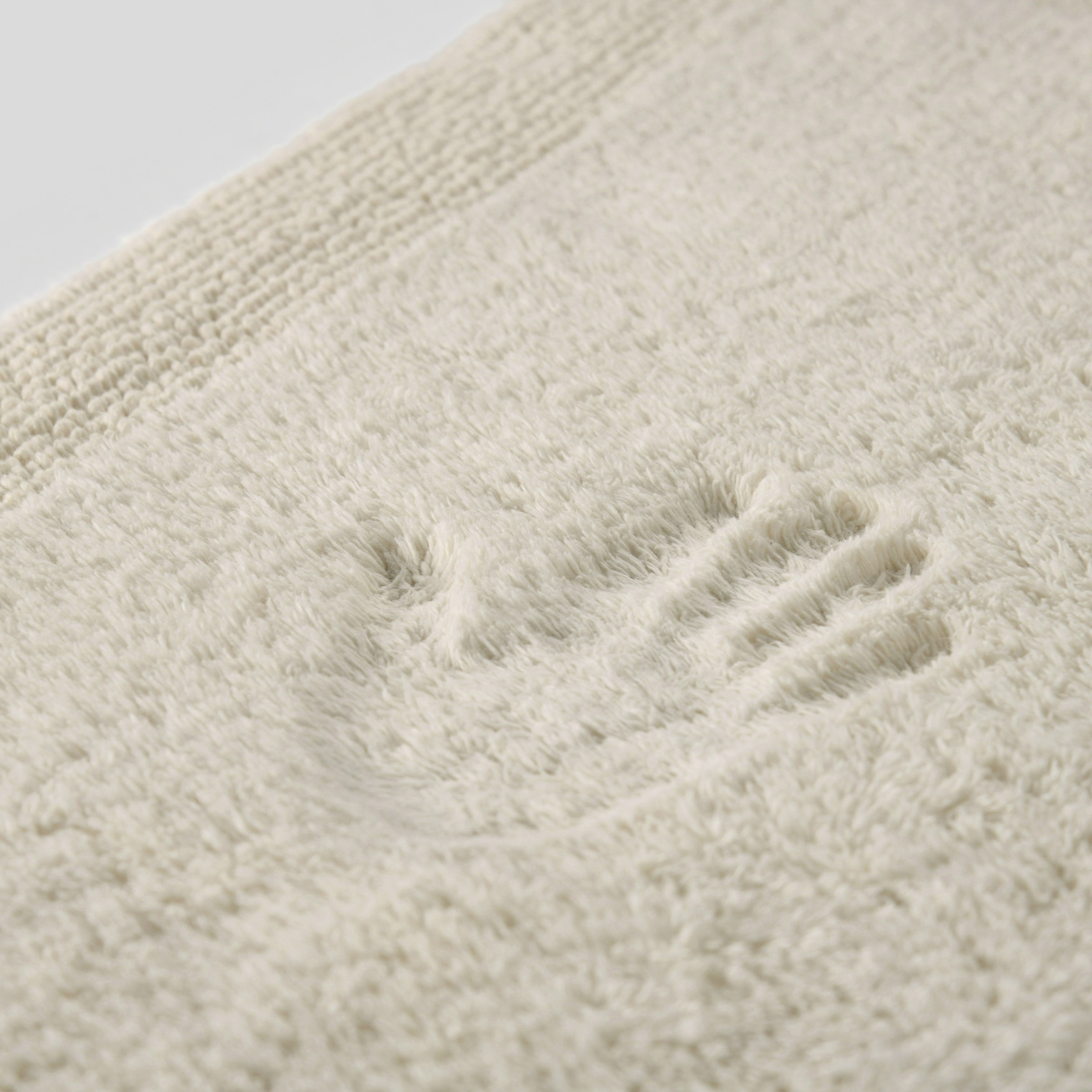 my home Badematte »Kapra, Badvorleger, Badezimmer Teppich«, beidseitig nutzbar-fußbodenheizungsgeeignet-strapazierfähig, mit Bordüre, Badteppich, Badematte, Baumwolle