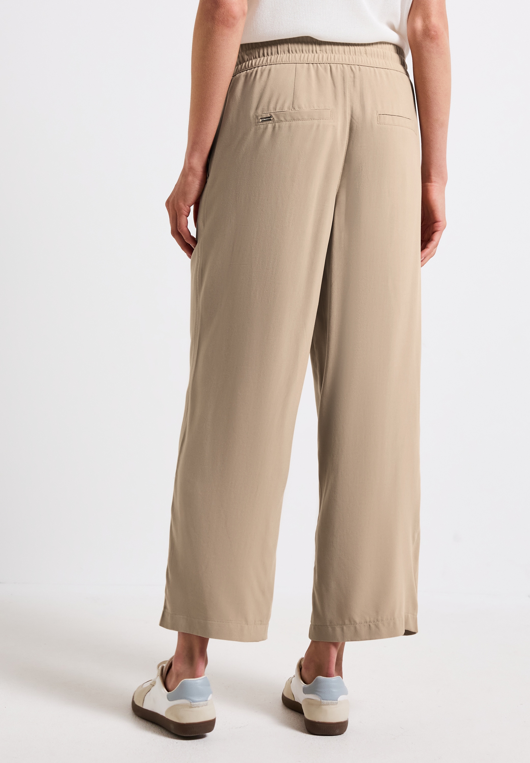 STREET ONE Stoffhose »Style Emee«, Sommerhose mit elastischem Bund mit Tunnelzug
