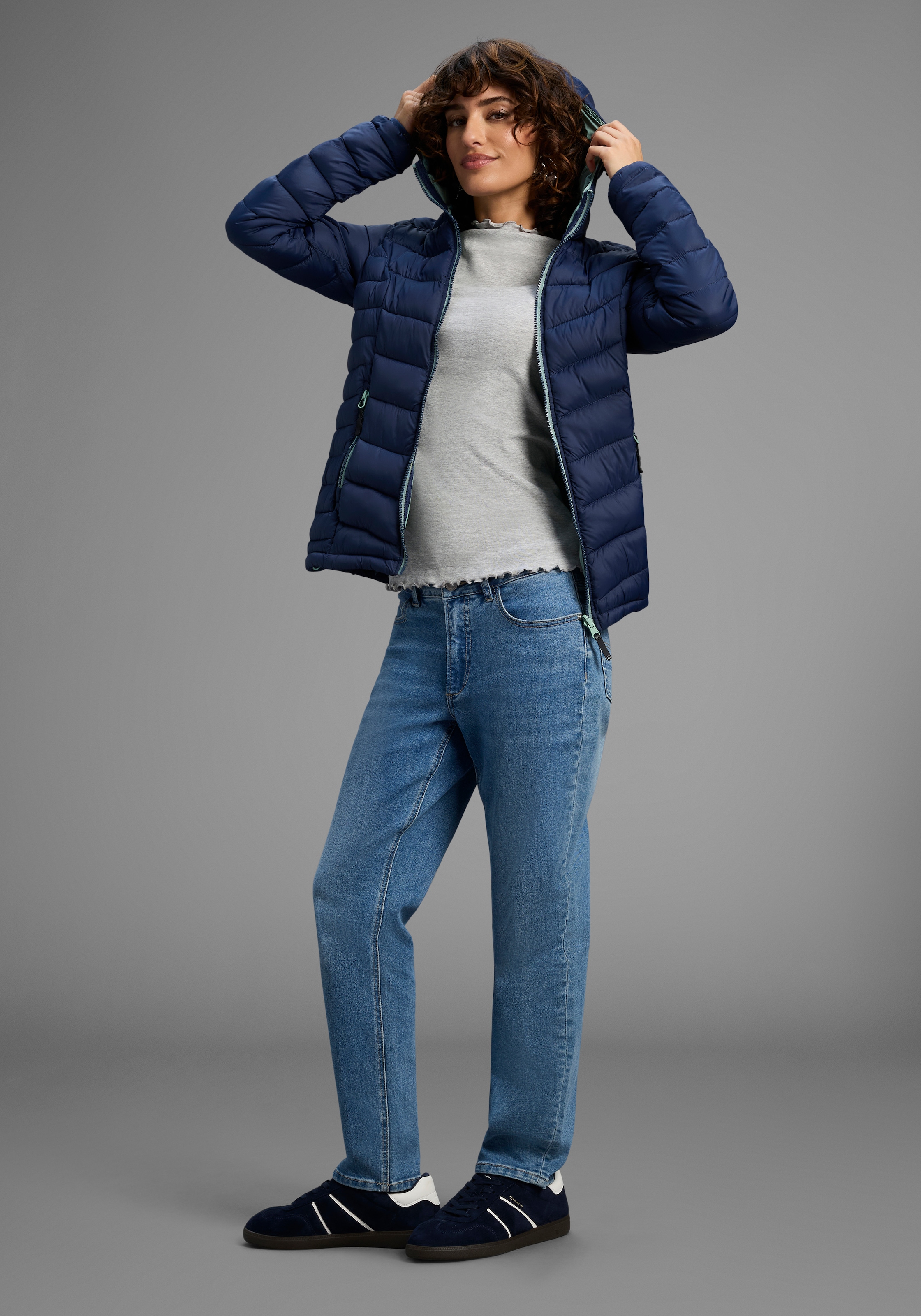 Polarino Steppjacke mit Kapuze Übergangsjacke für kühle Tage,  aus leichtem Webmaterial