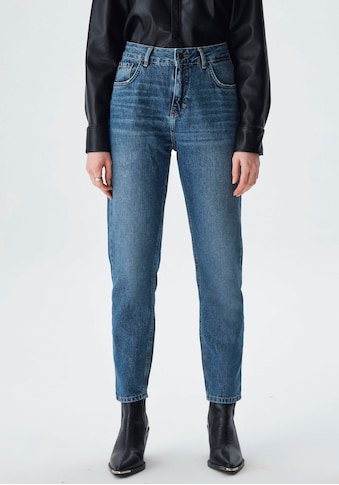 LTB Mom-Jeans »LAVINA«, aus 100% Baumwolle mit schmal zulaufendem Beinverlauf und... kaufen
