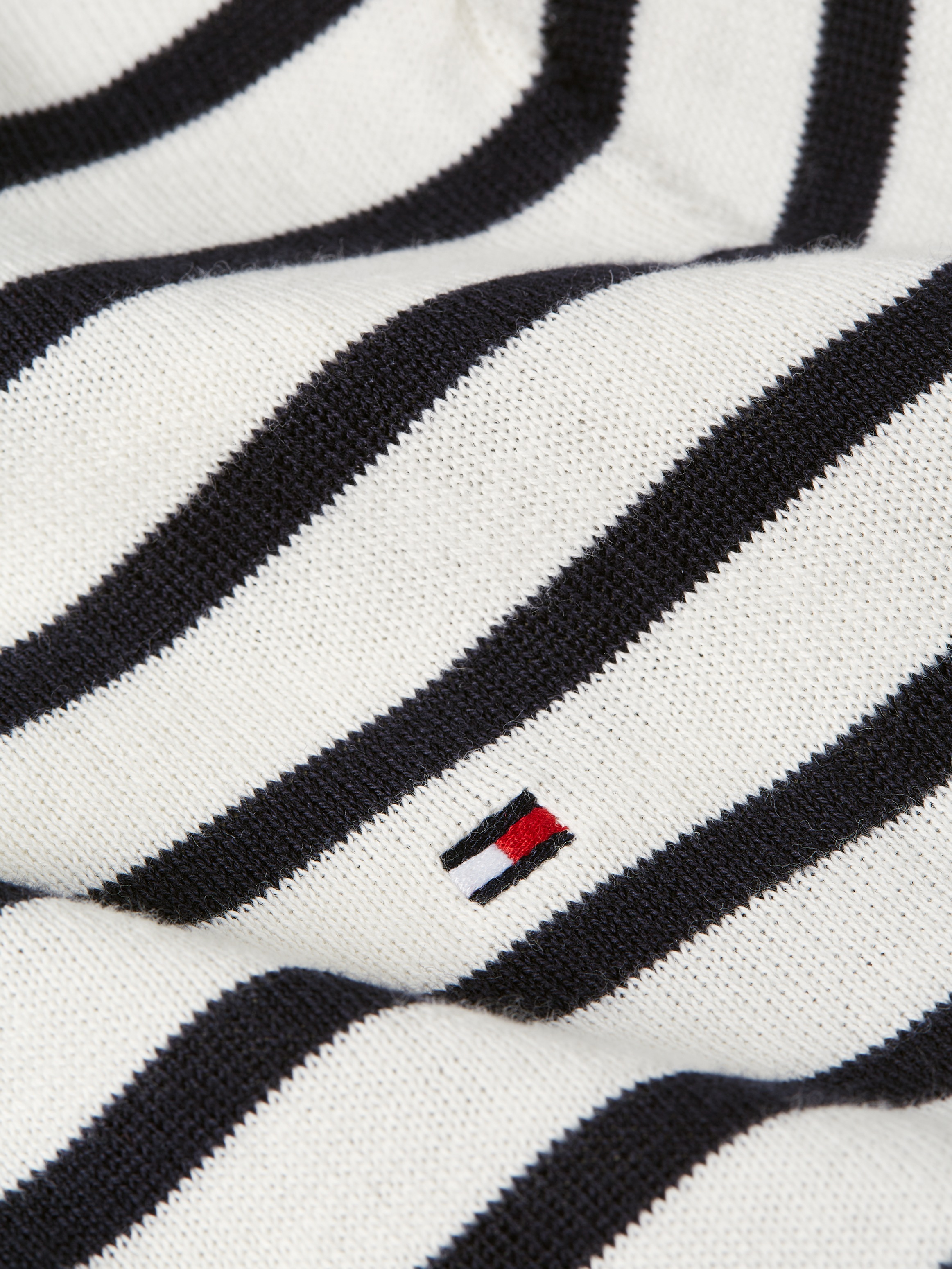 Tommy Hilfiger Kurzarmpullover »CO JERSEY STITCH C-NK SS SWEATER«, mit Logostickerei