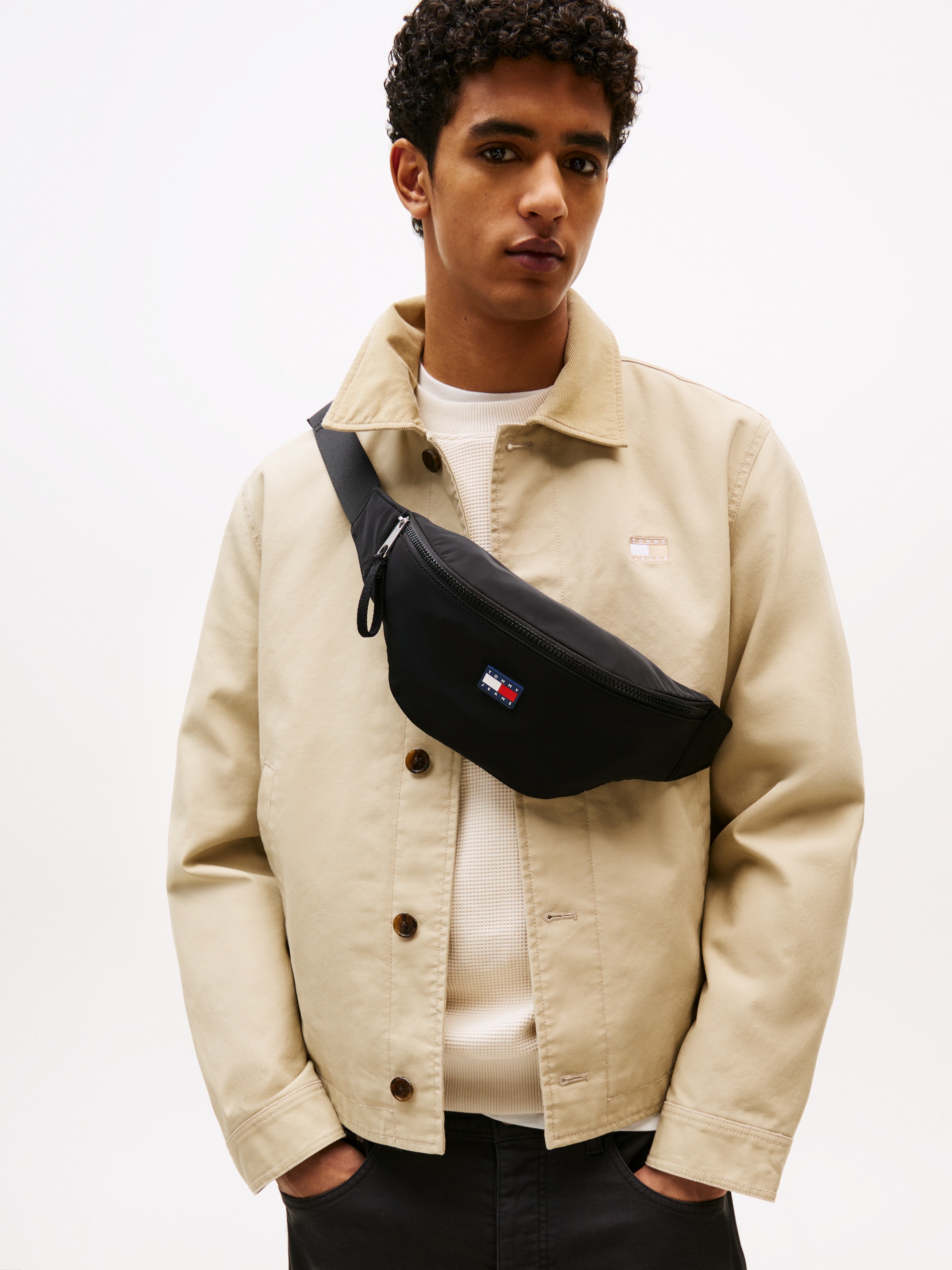 Tommy Jeans Bauchtasche »TJM URBAN BUMBAG«, Reise, Men Minibag, Crossbody mit Logo-Schriftzug