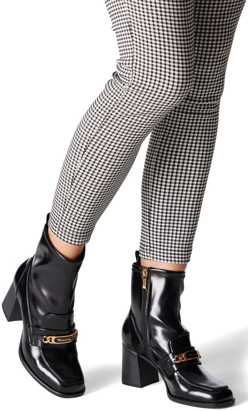 Tamaris Stiefelette, Blockabsatz, Partyschuh mit eleganter Zierkette und Logoemblem