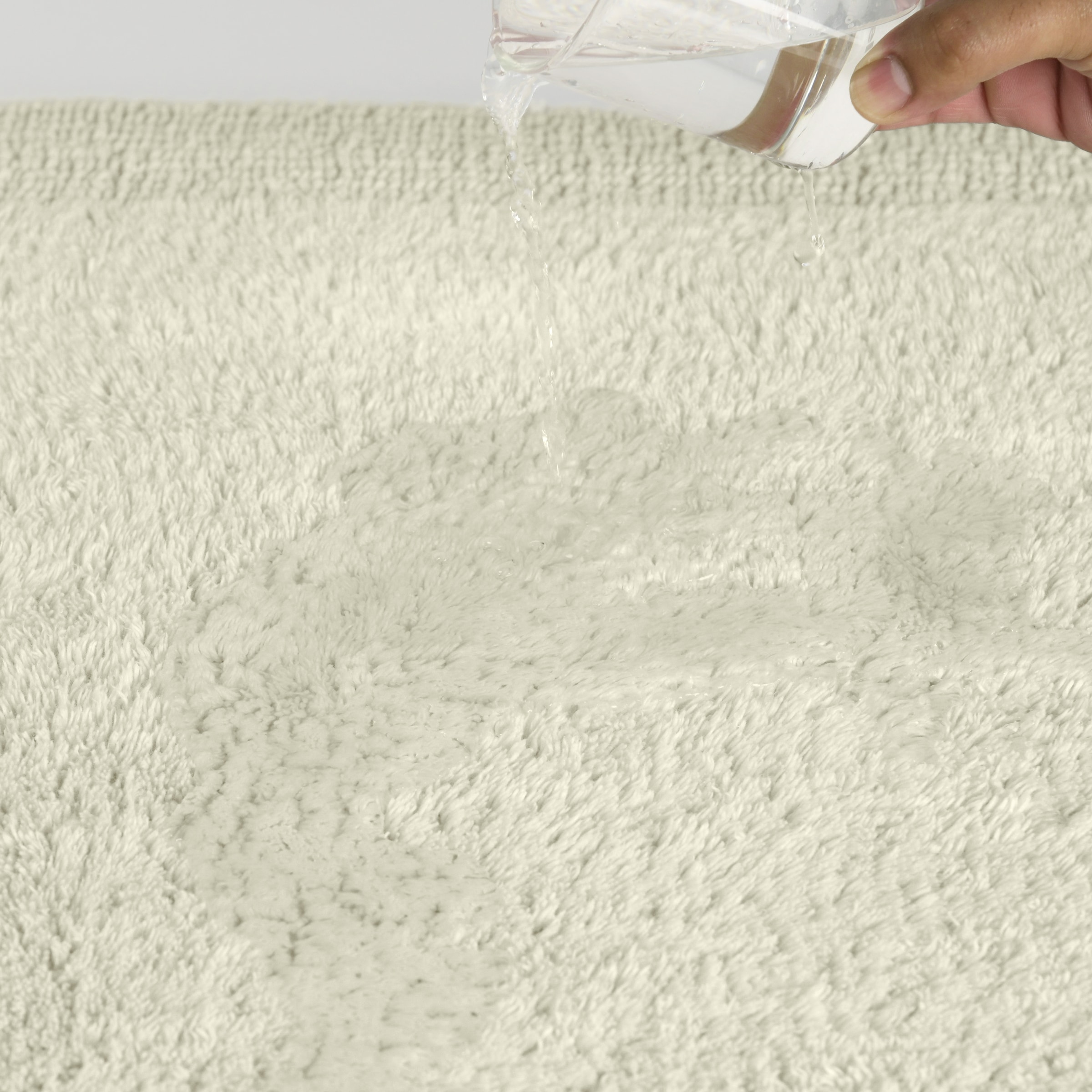 my home Badematte »Kapra, Badvorleger, Badezimmer Teppich«, beidseitig nutzbar-fußbodenheizungsgeeignet-strapazierfähig, mit Bordüre, Badteppich, Badematte, Baumwolle