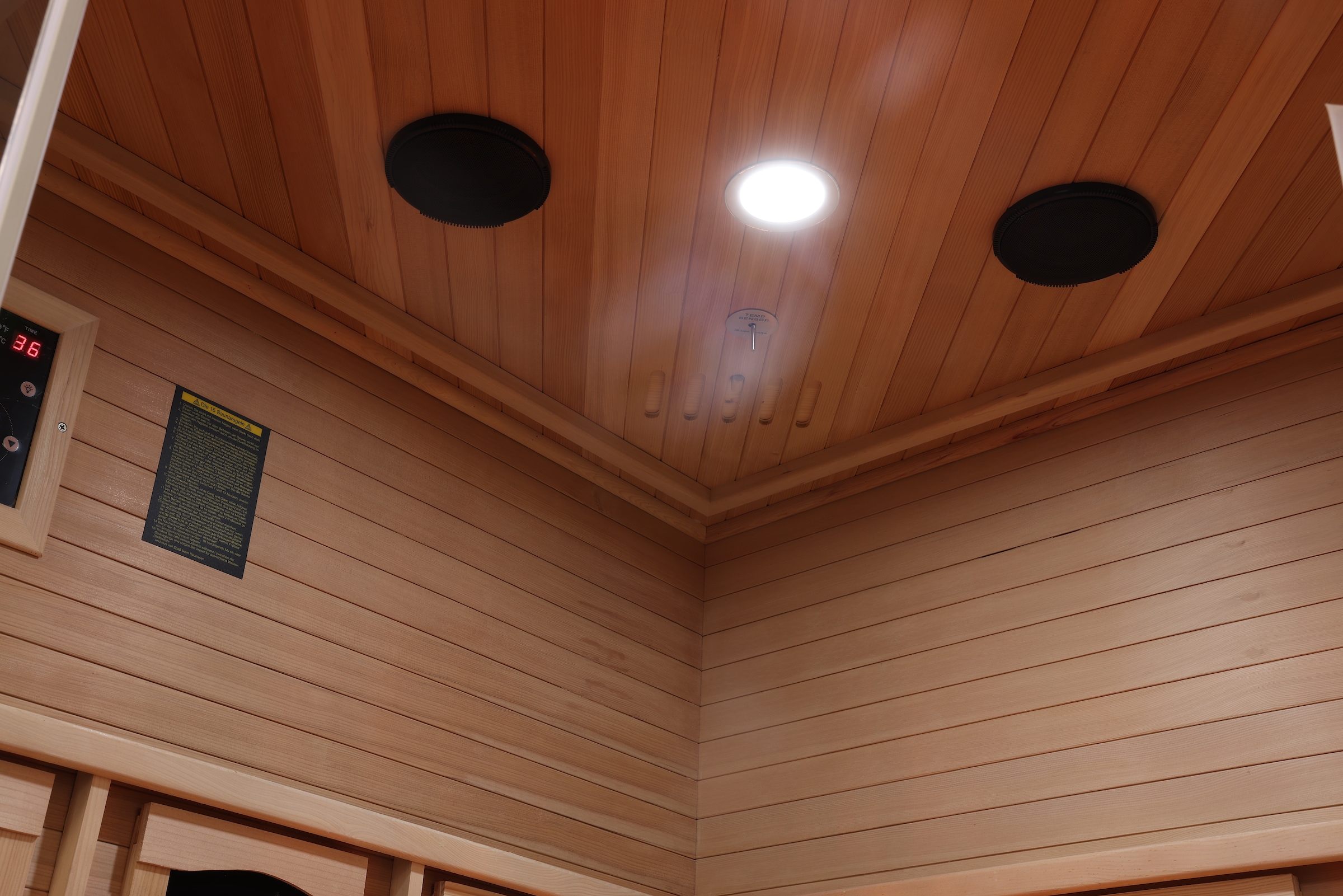 Sanotechnik Infrarotkabine »SUPREME« mit 6 Vollspektrumstrahler und 3 Carbon Heizplatten