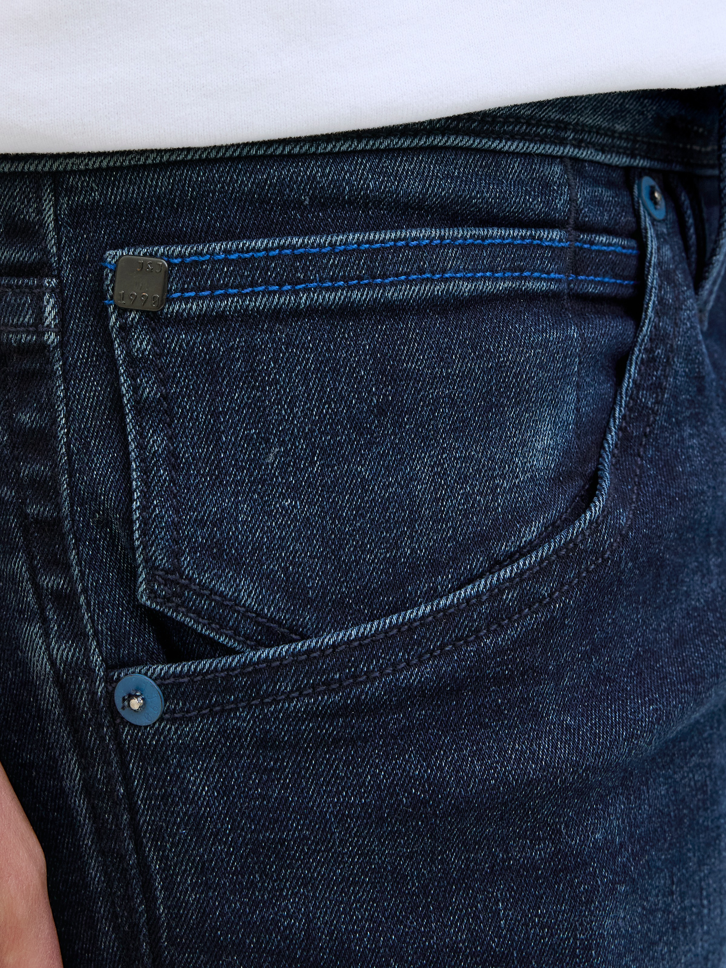 Jack & Jones Shorts »JJIRICK JJFOX SHORTS CB 310 SN«, im Four-Pocket Style