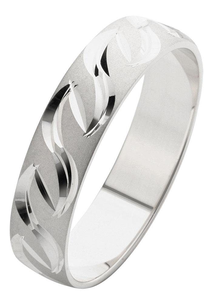 Firetti Trauring »Schmuck Geschenk Gold 375 Hochzeit Ehering "LIEBE"«, Made in Germany, wahlweise mit oder ohne Brillant